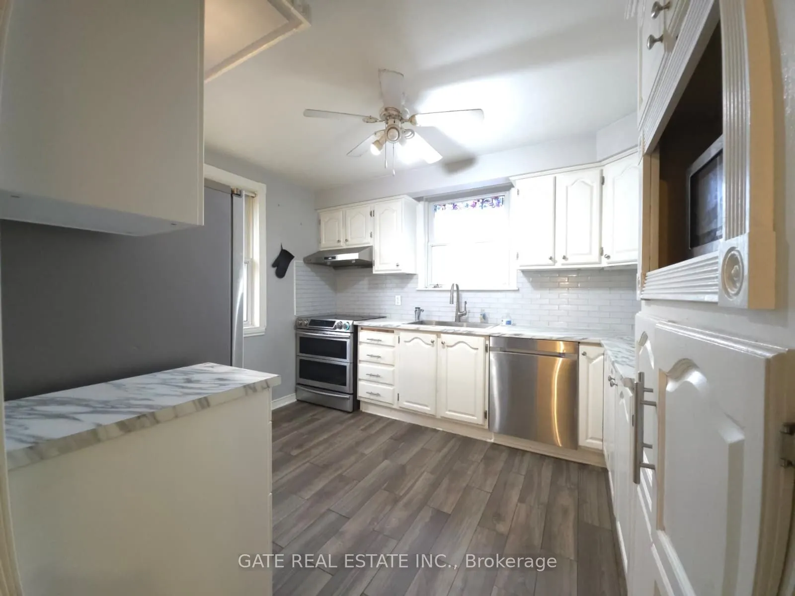 Detached Home For Sale | C13696864