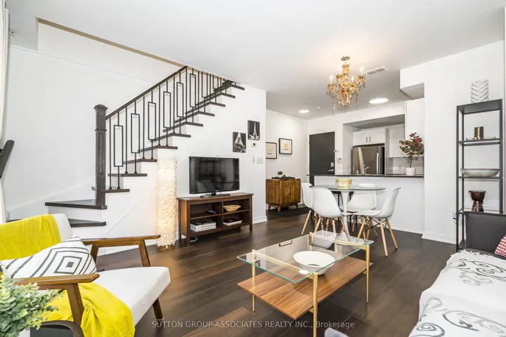 539 Jarvis Street, Toronto C08, ON M4Y 2H7