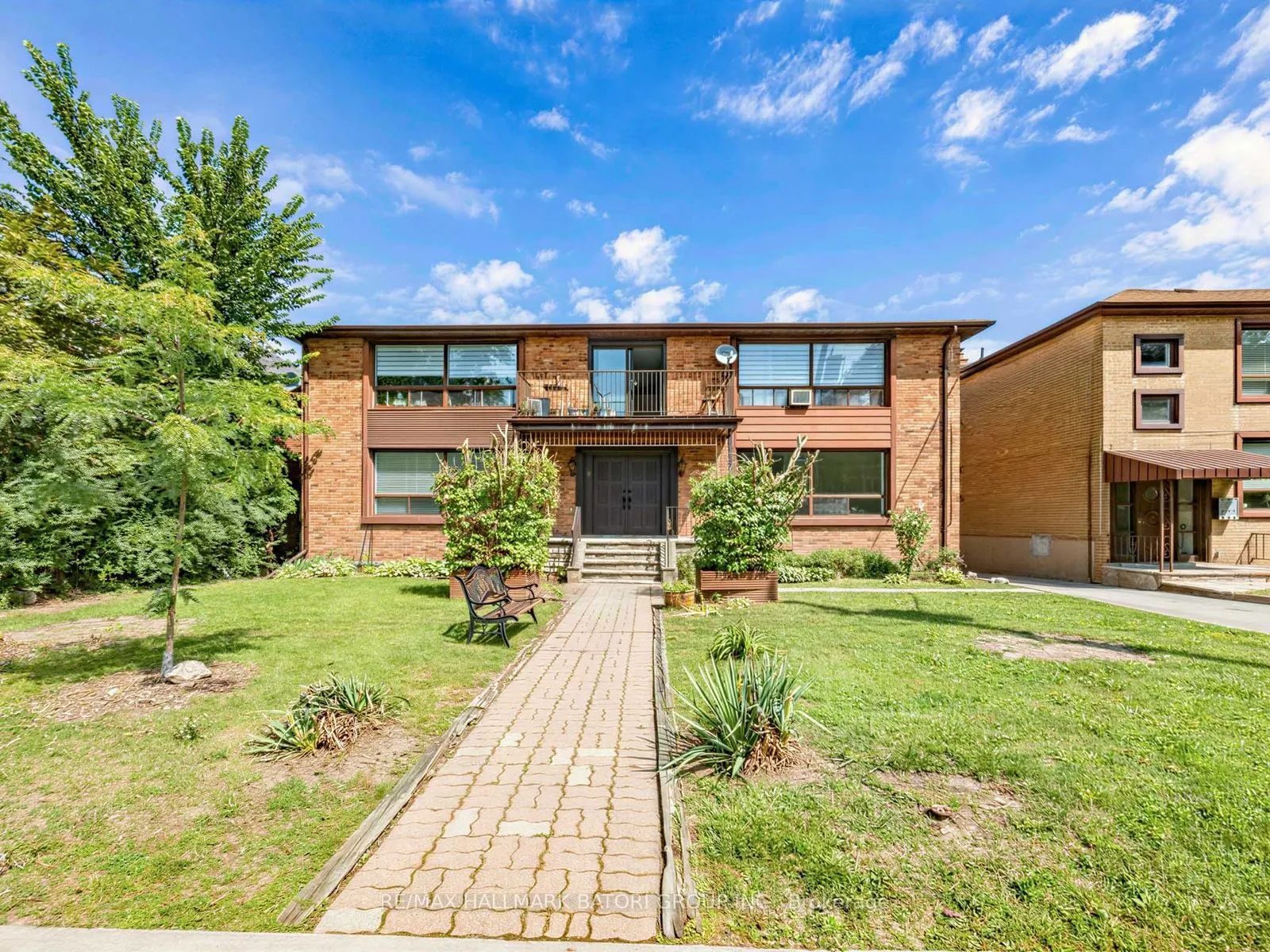 Multiplex For Lease | C13697742