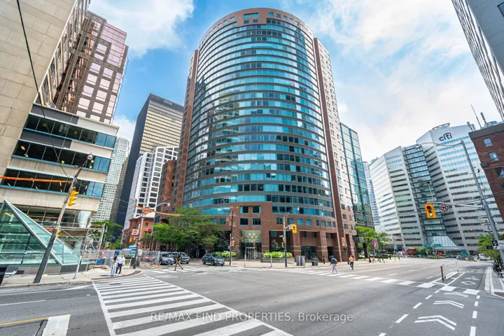 33 University Avenue, Toronto C01, ON M5J 2S7