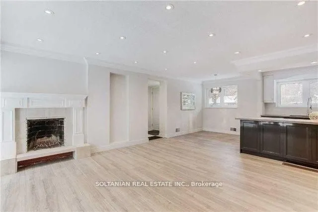 Detached Home For Lease | C13700810