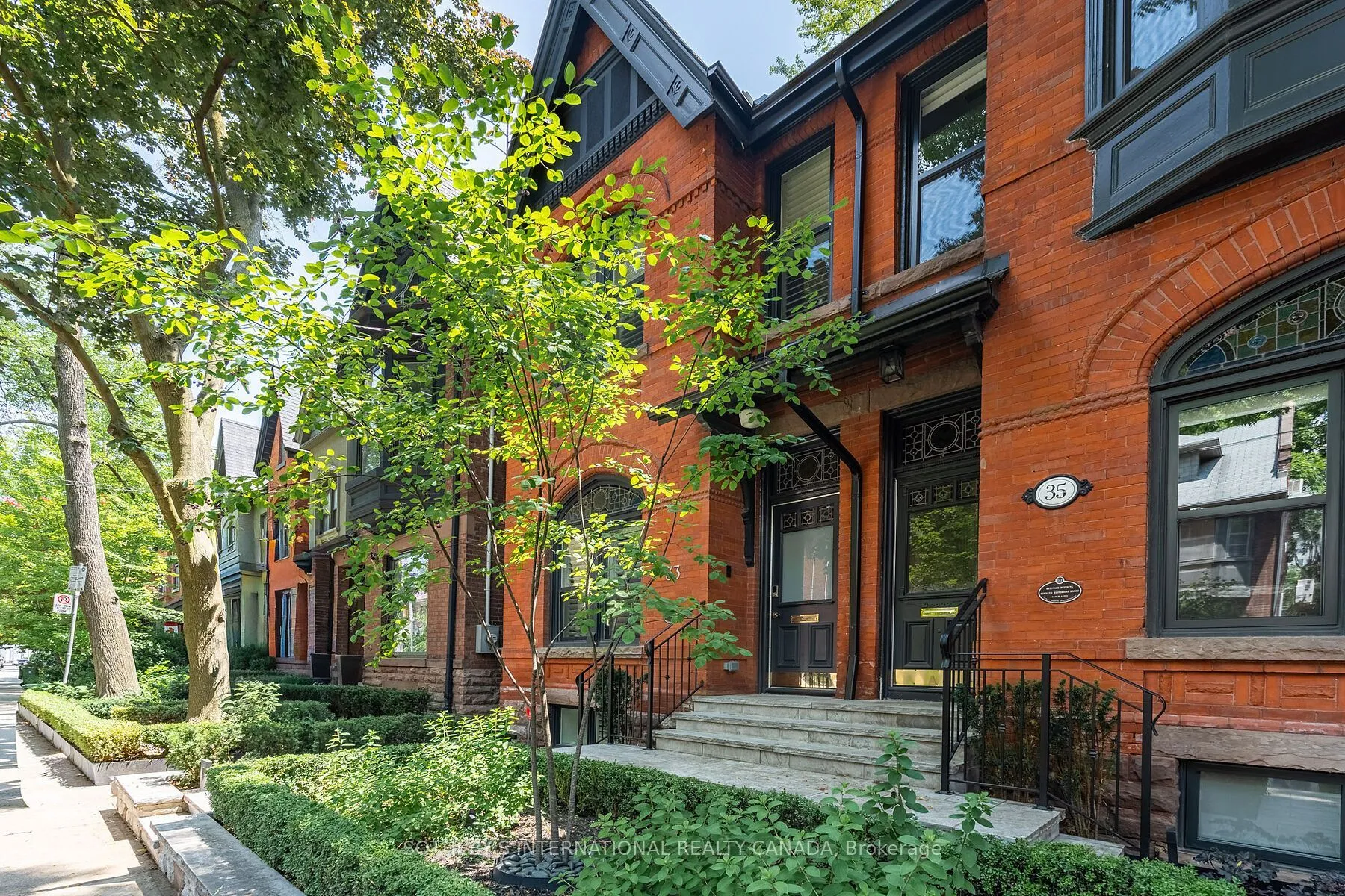 Semi-Detached Home For Lease | C13700954