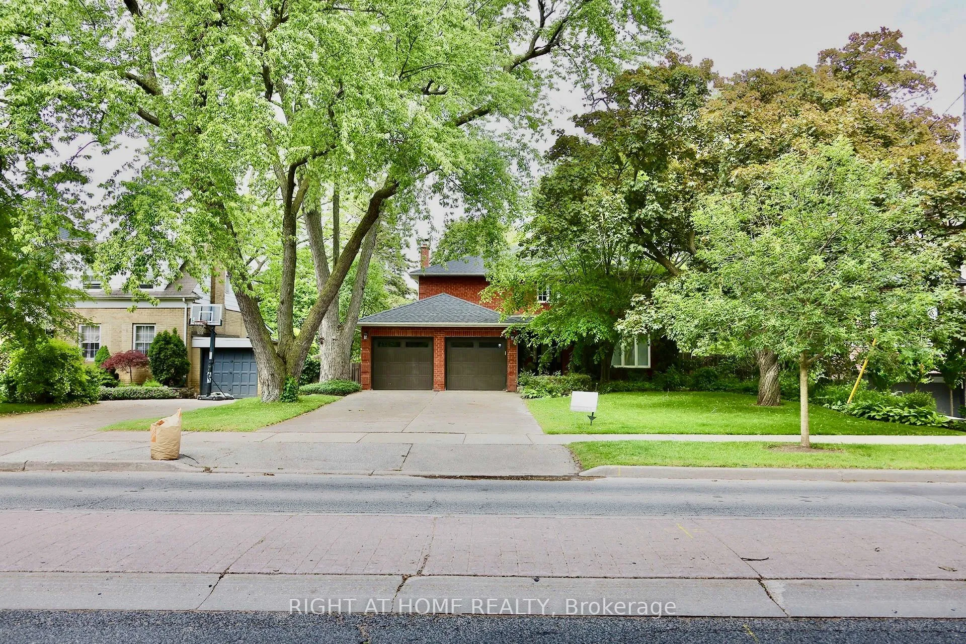 Detached Home For Lease | C13701720