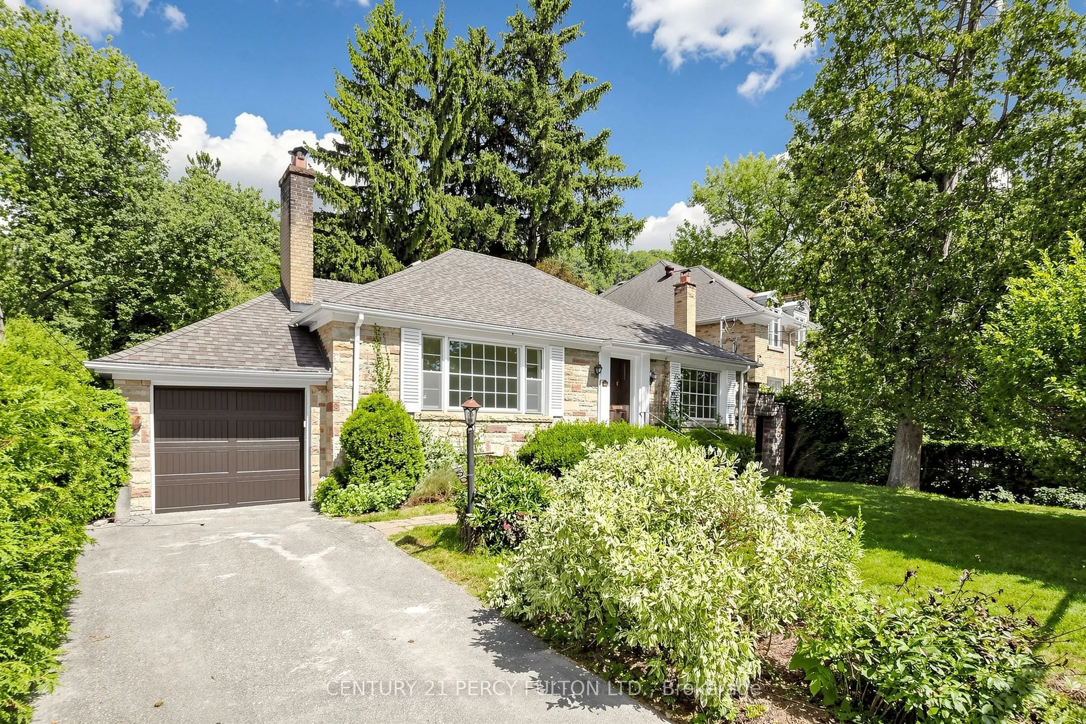 Detached Home For Lease | C13703638
