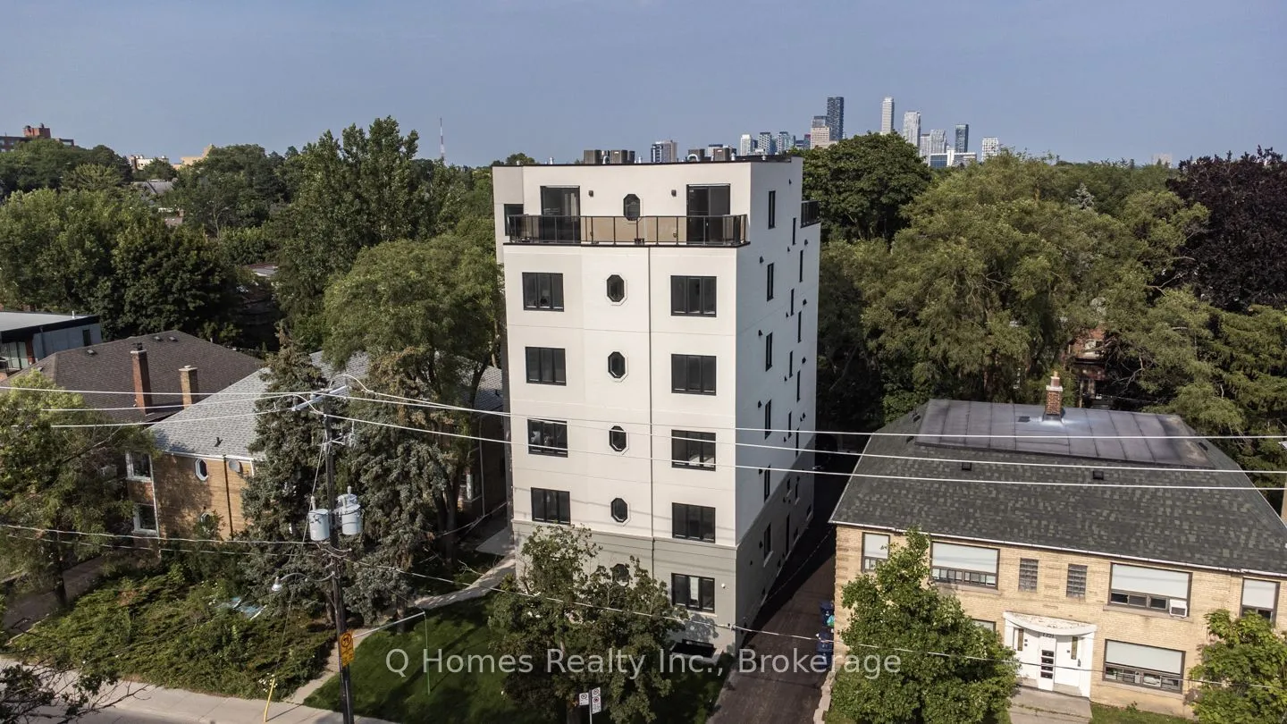 Multiplex For Lease | C13703670