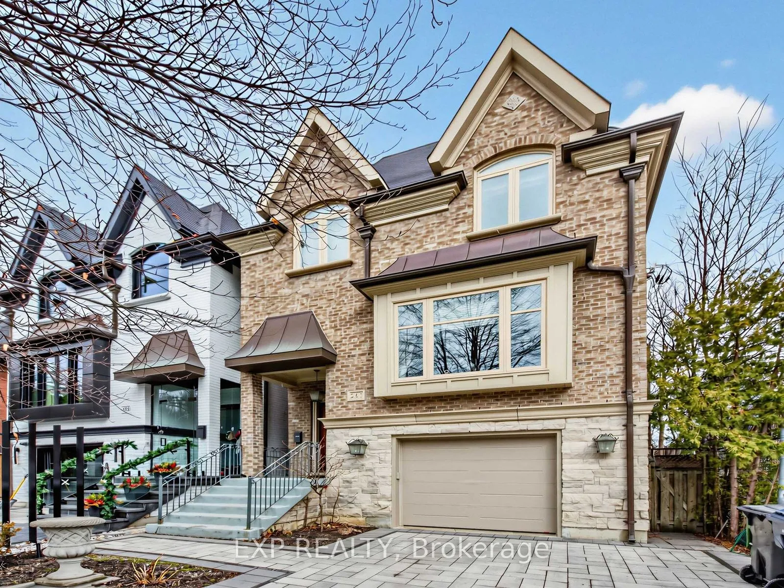Detached Home For Lease | C13704414