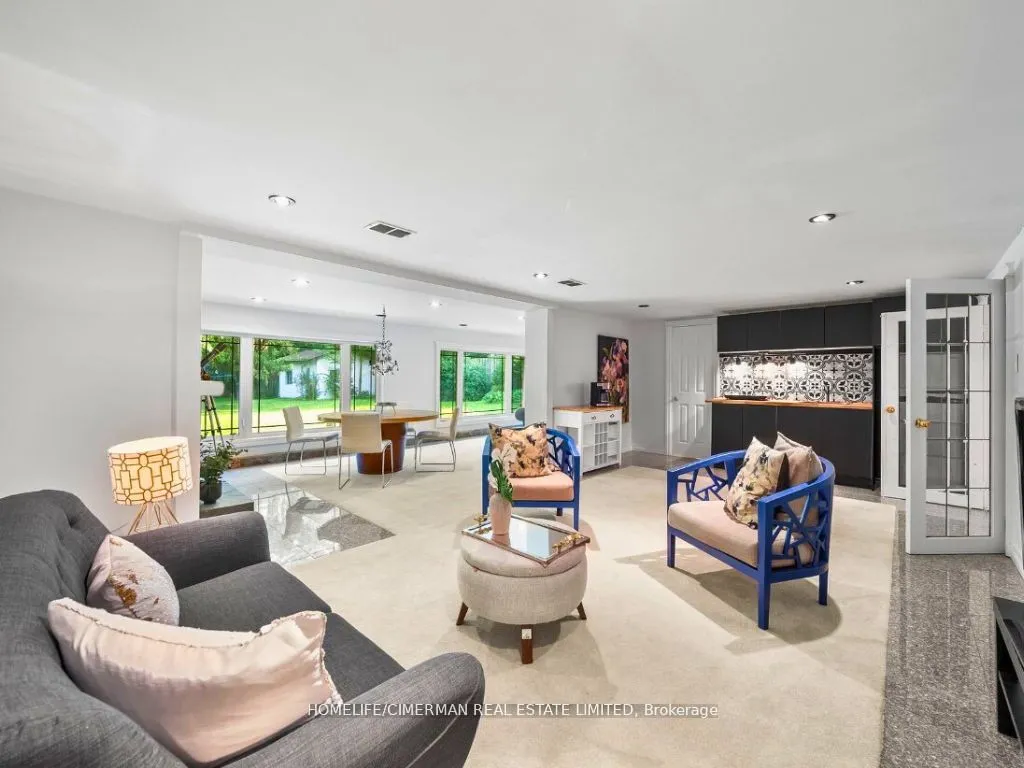 Detached Home For Lease | C13705552