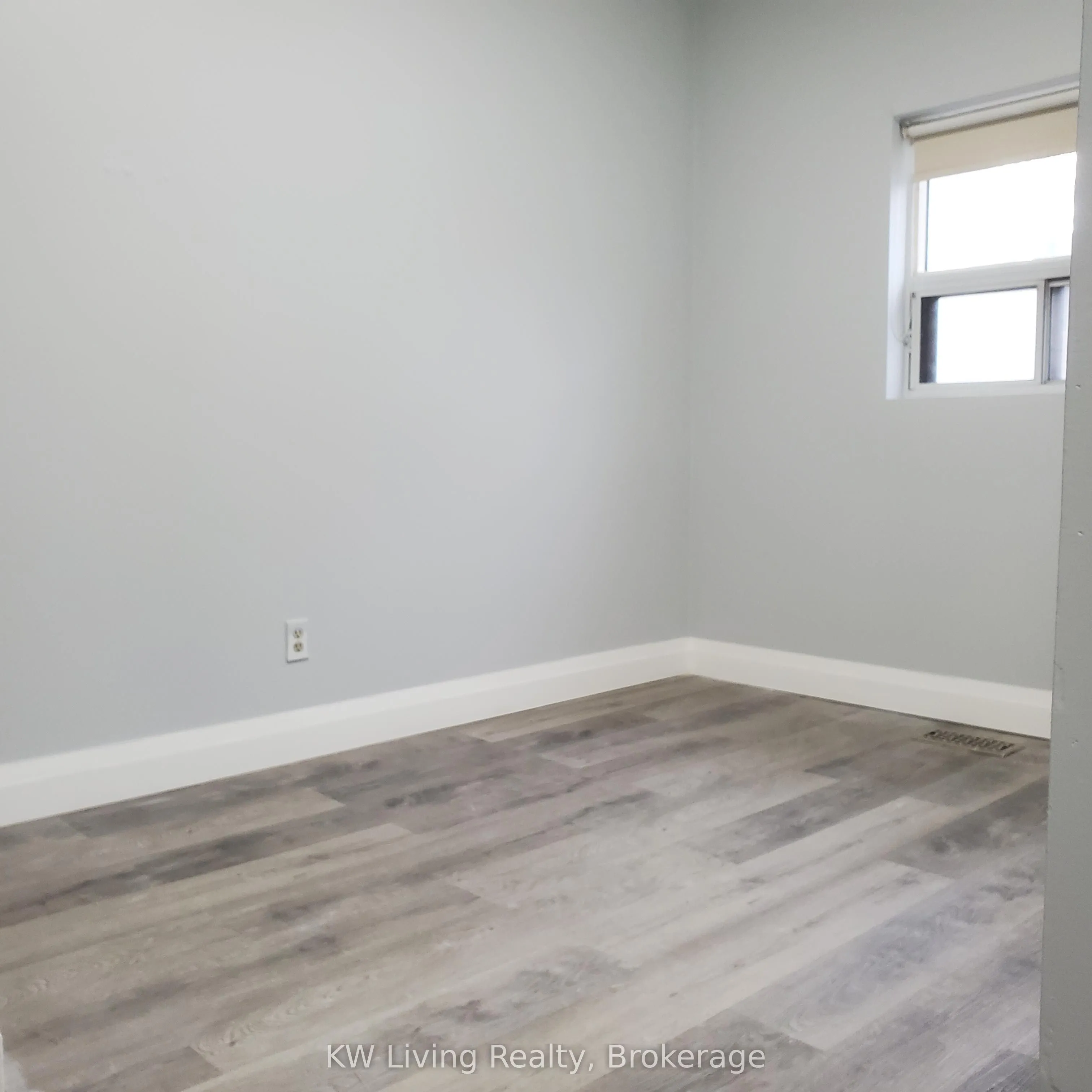 Detached Home For Lease | C13706146