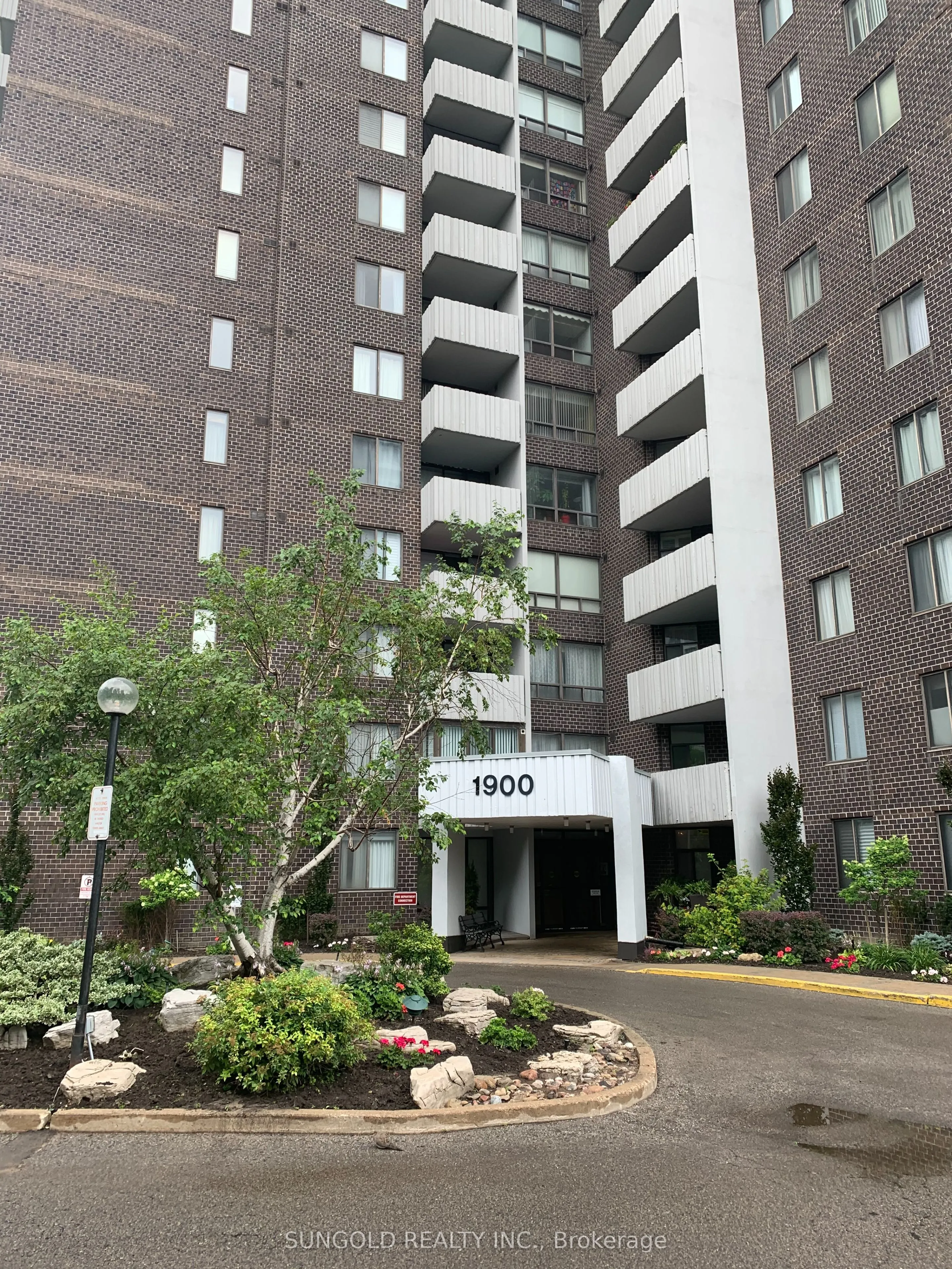 Property For Lease | C13707138