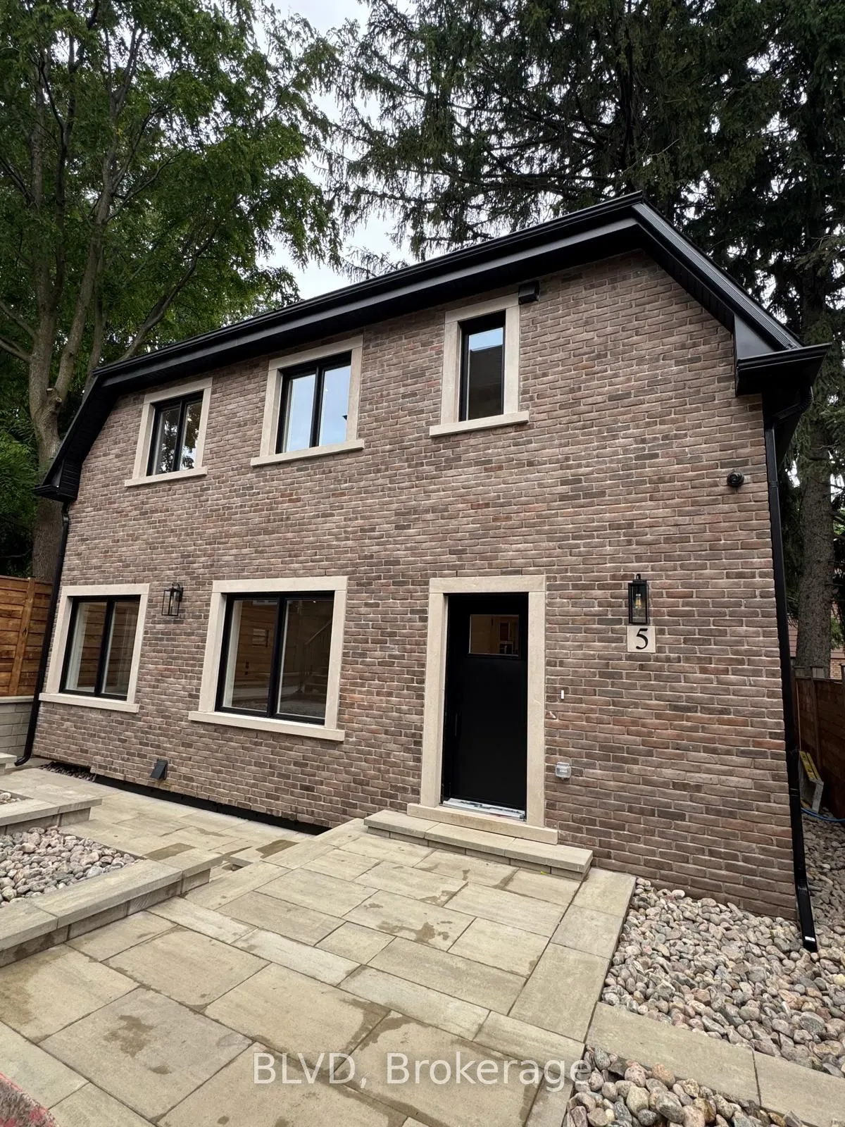 Detached Home For Lease | C13707820
