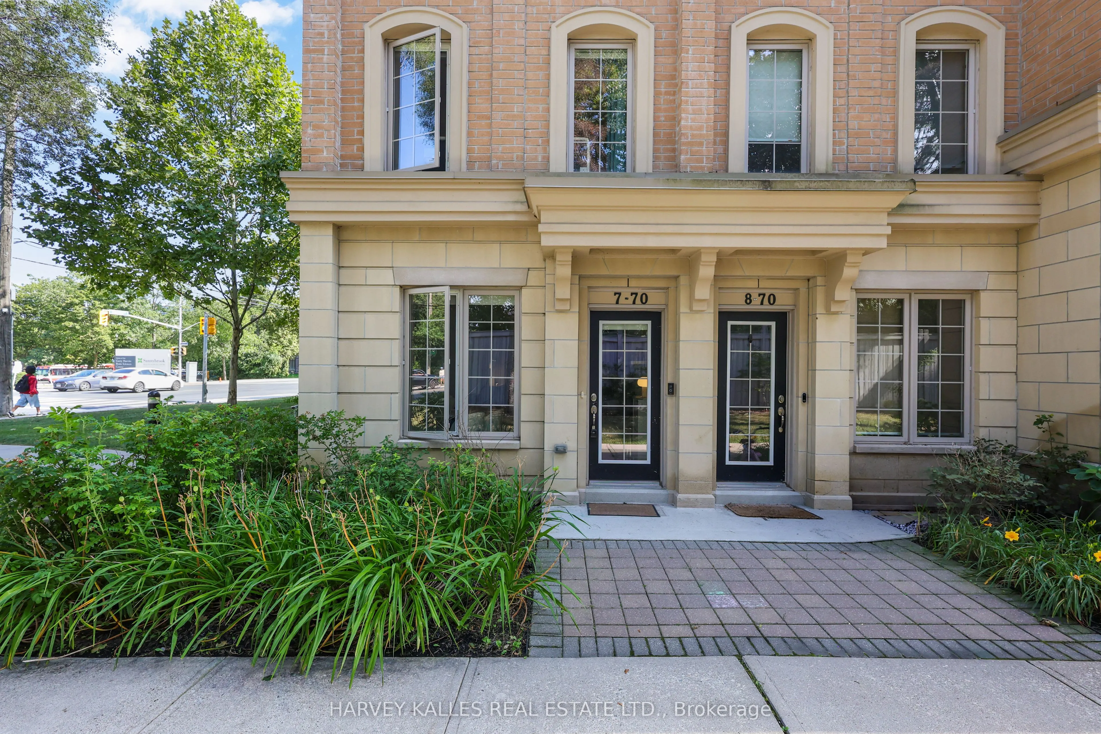 Property For Sale | C13708136