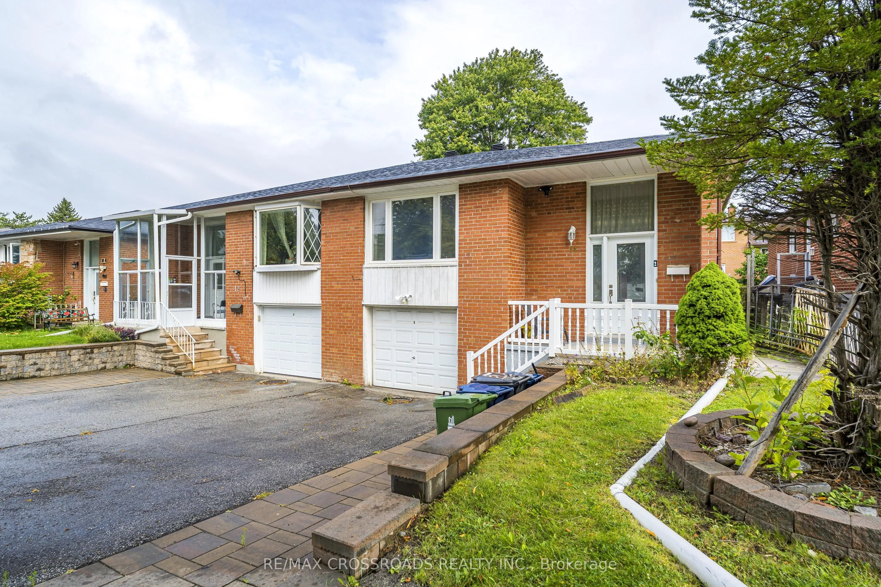 Semi-Detached Home For Lease | C13711532