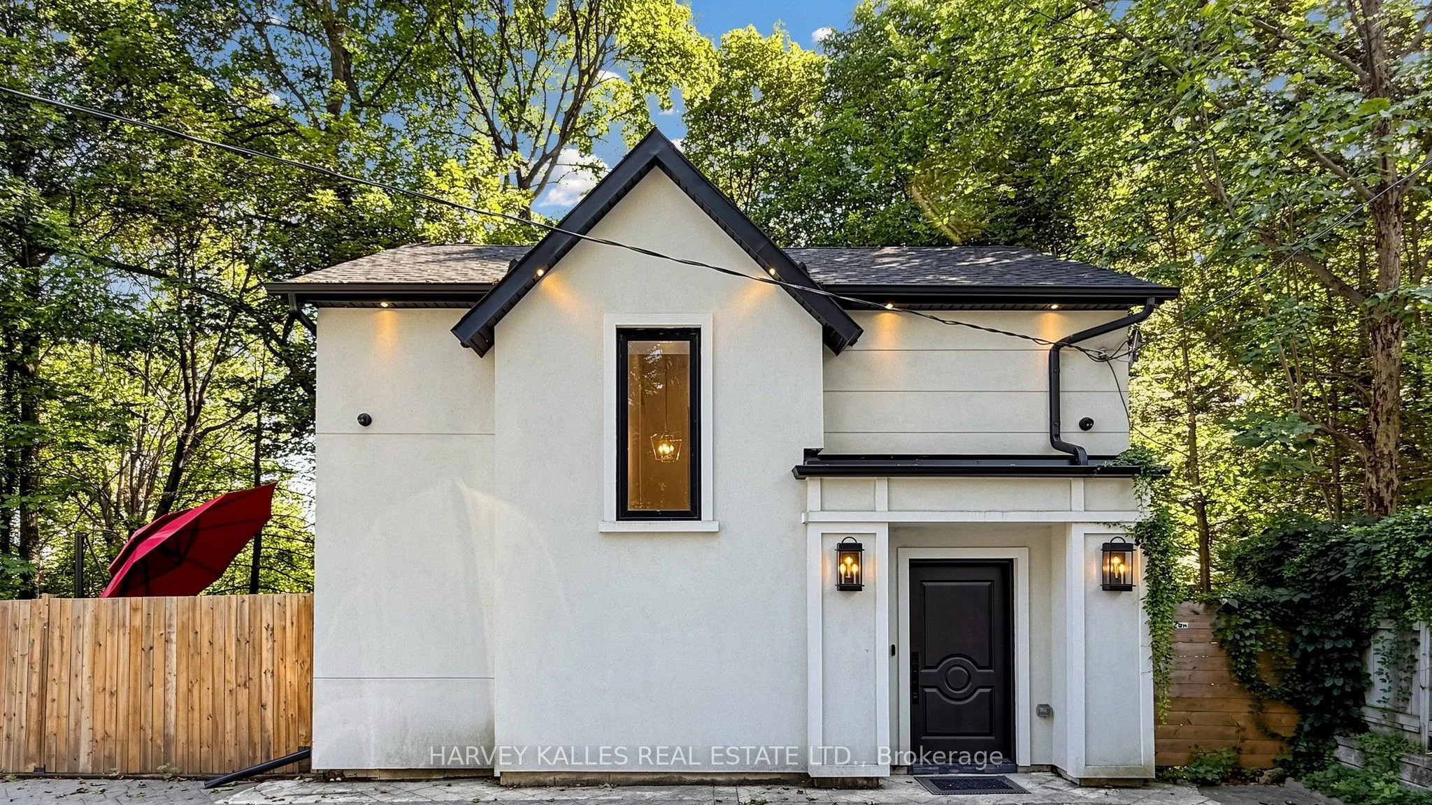 Detached Home For Lease | C13711614