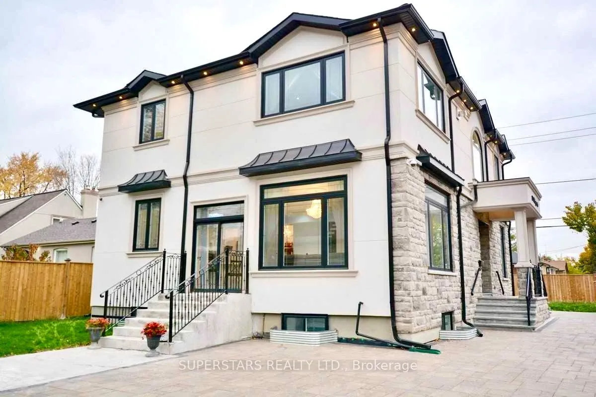 Detached Home For Lease | C13712572