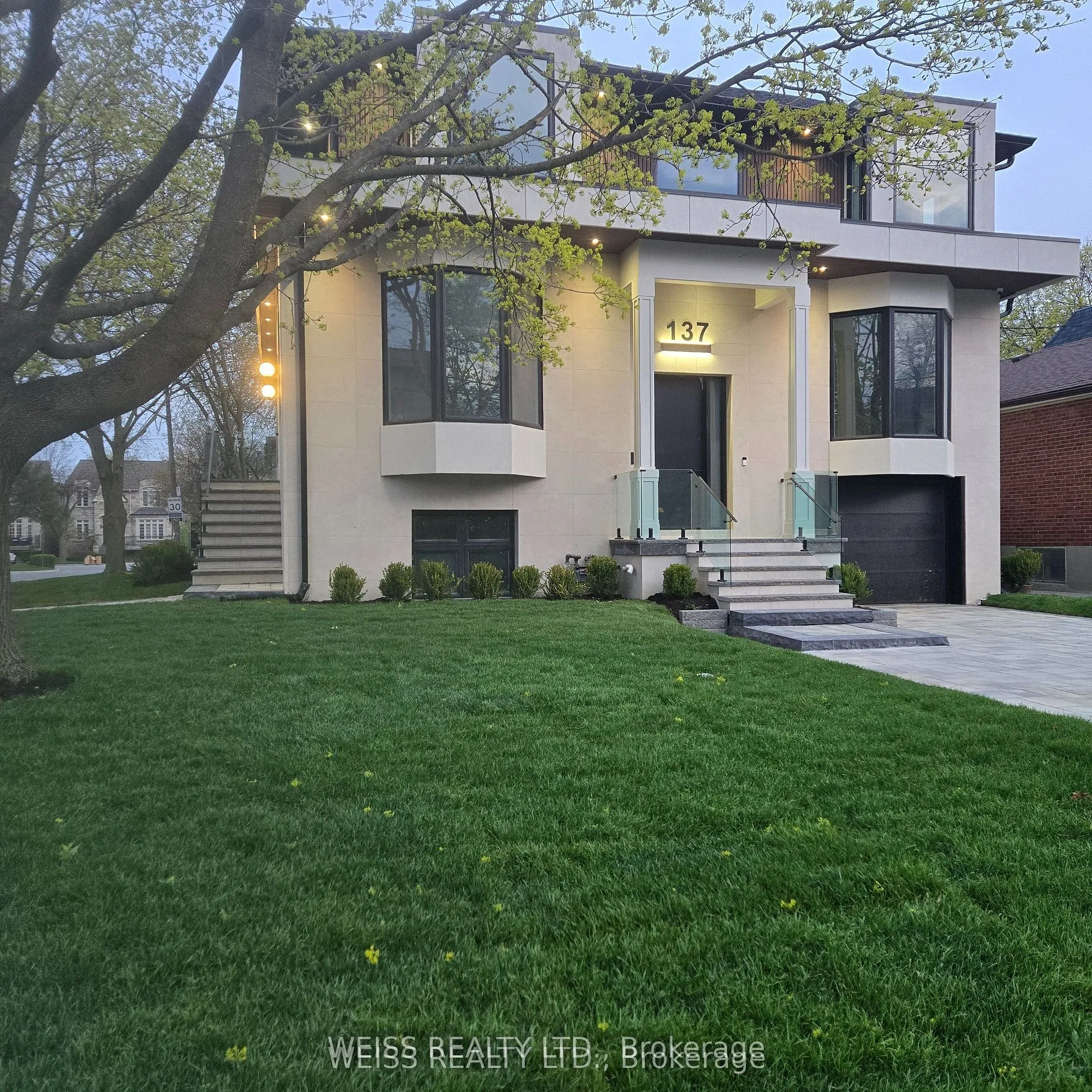 Detached Home For Sale | C13712690