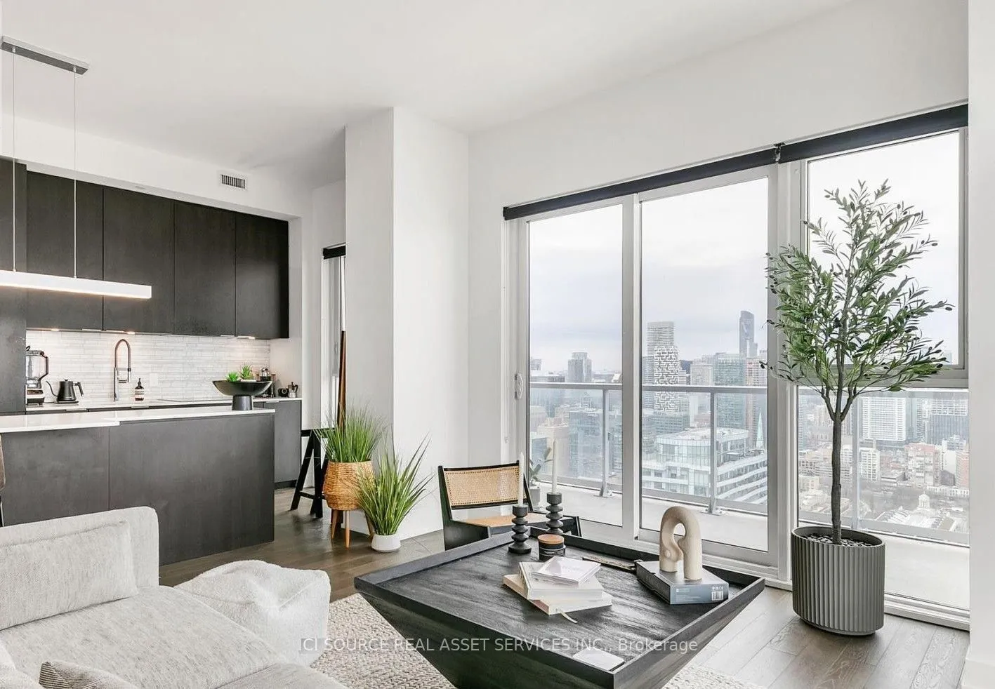Property For Sale | C13712758
