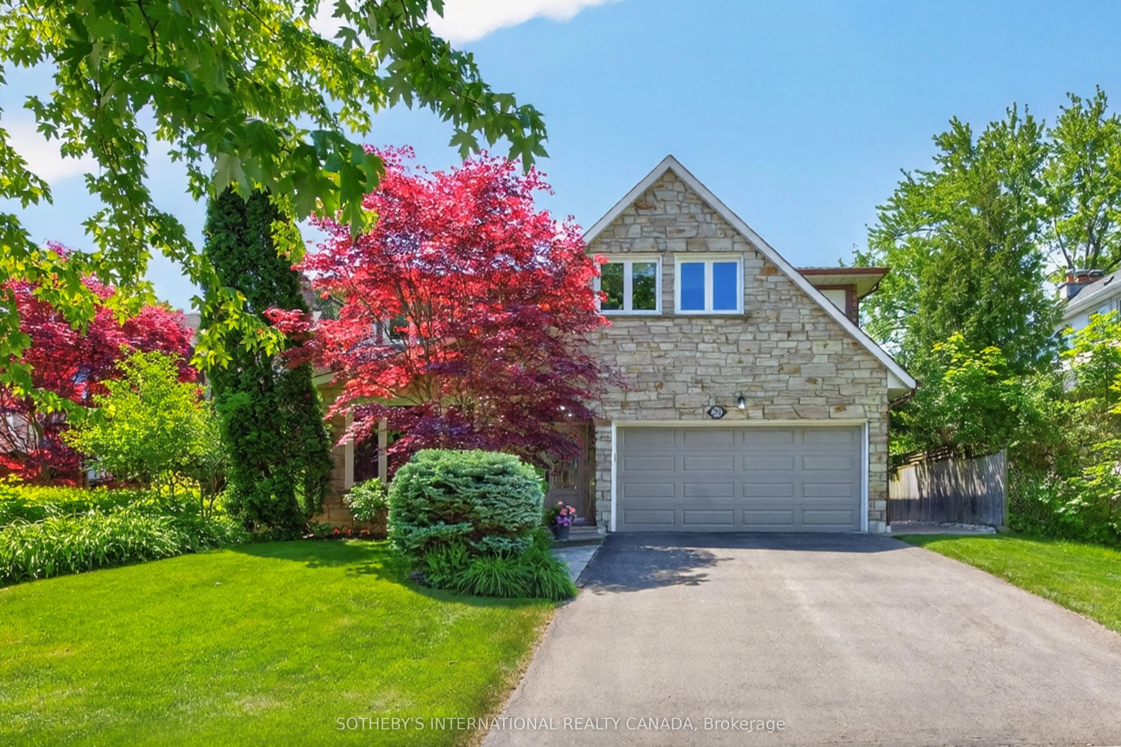 Detached Home For Sale | C13715164