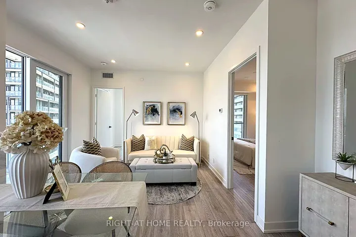 108 Peter Street, Toronto C01, ON M5V 0W2