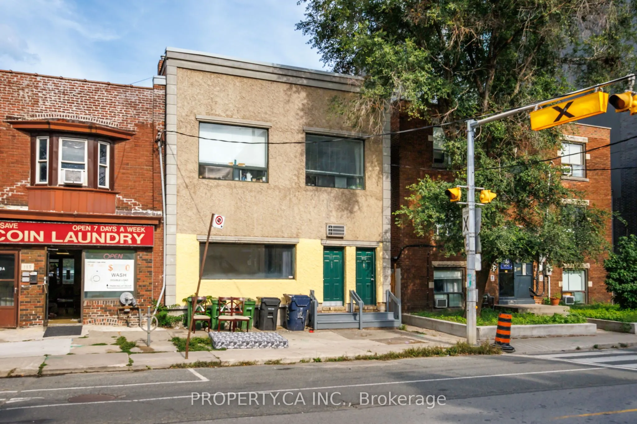 Multiplex For Lease | C13716442