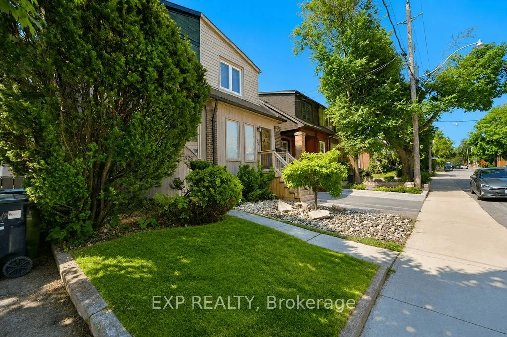 Semi-Detached Home For Sale | C13718632