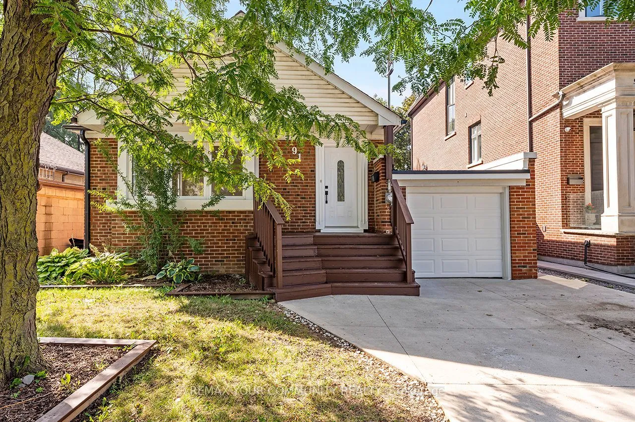 Detached Home For Lease | C13721570