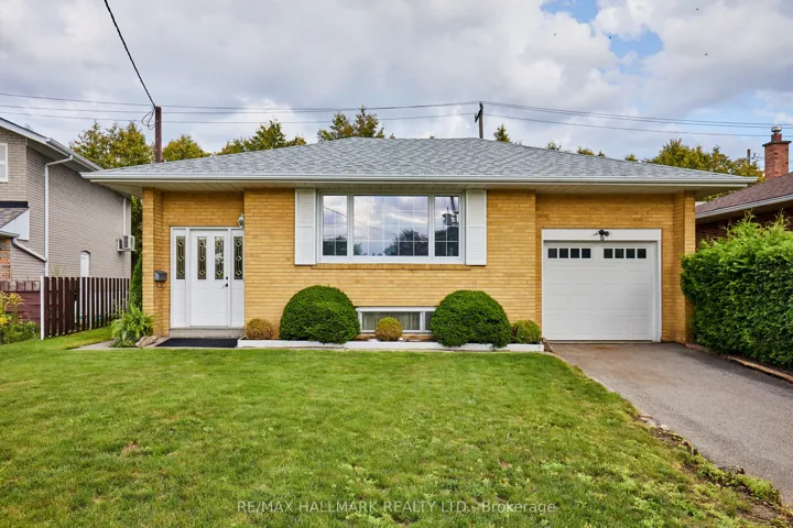 5 Mere Court, Toronto C13, ON M4A 2J6