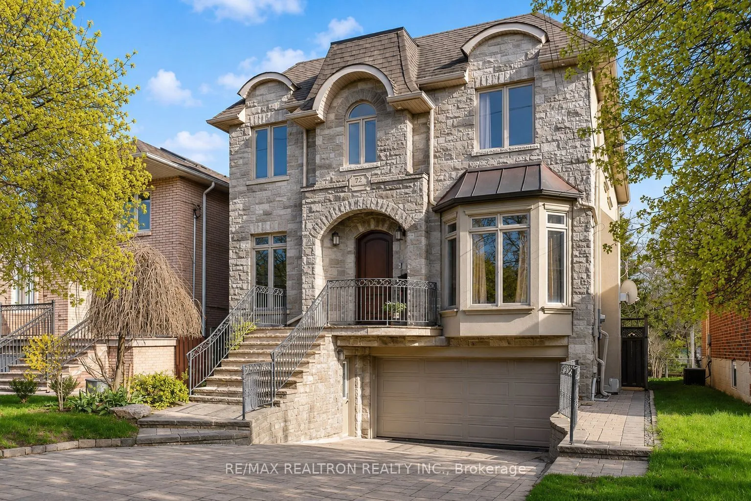 Detached Home For Lease | C13724576