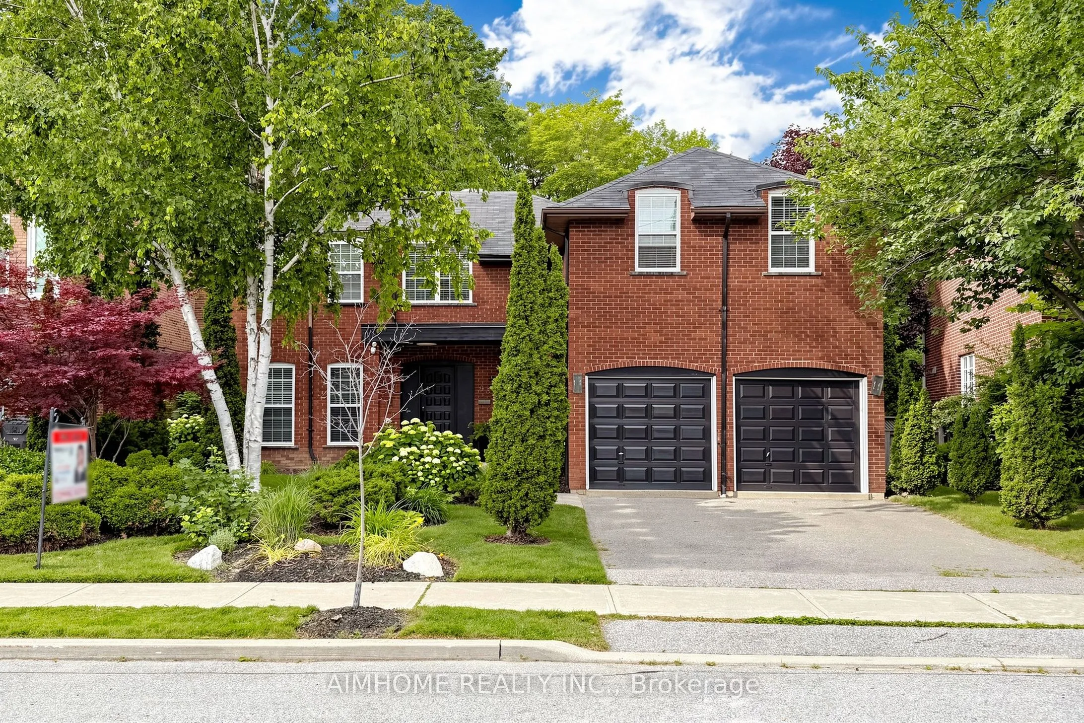 Detached Home For Sale | C13724738