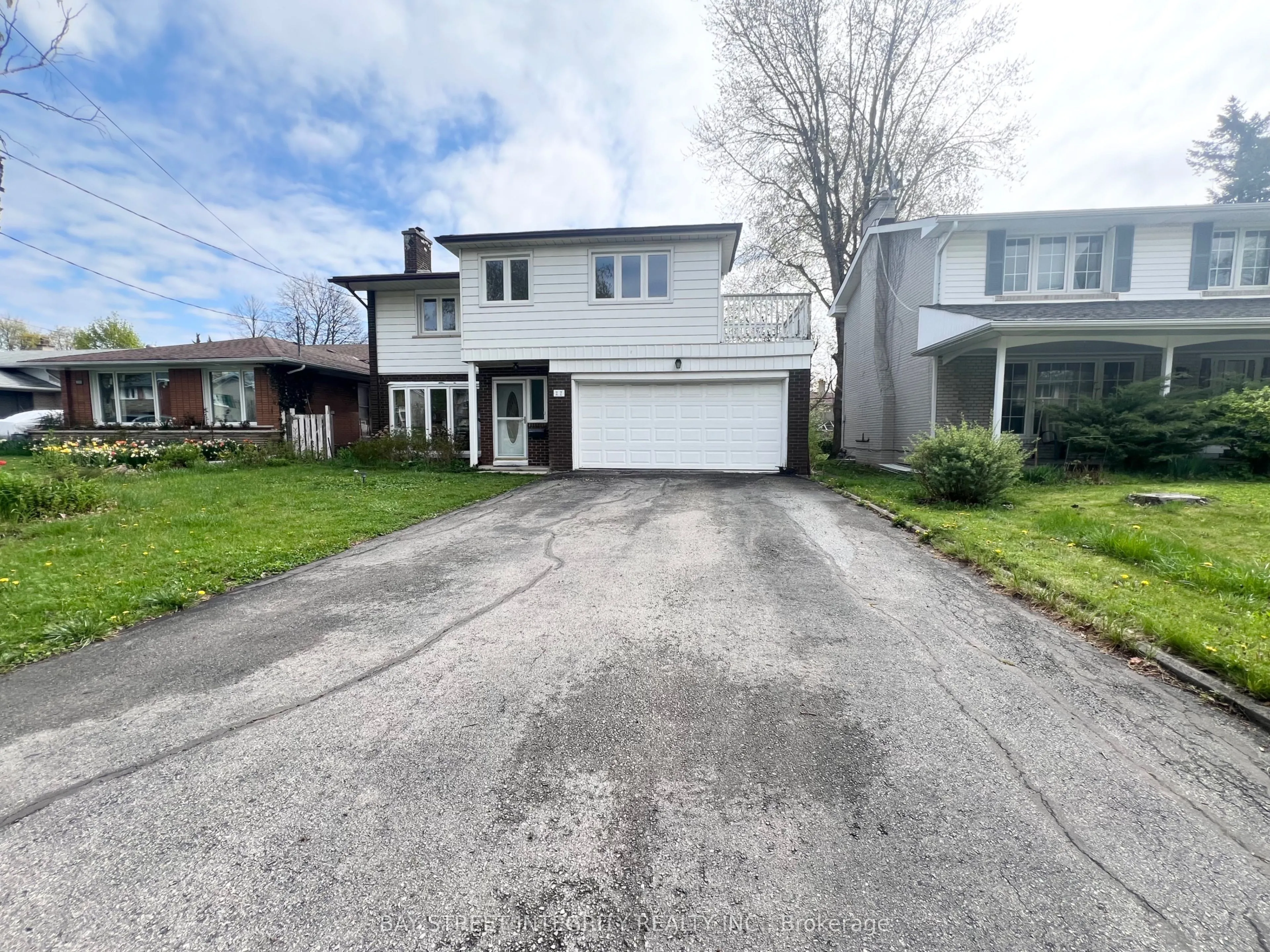 Detached Home For Lease | C13726042