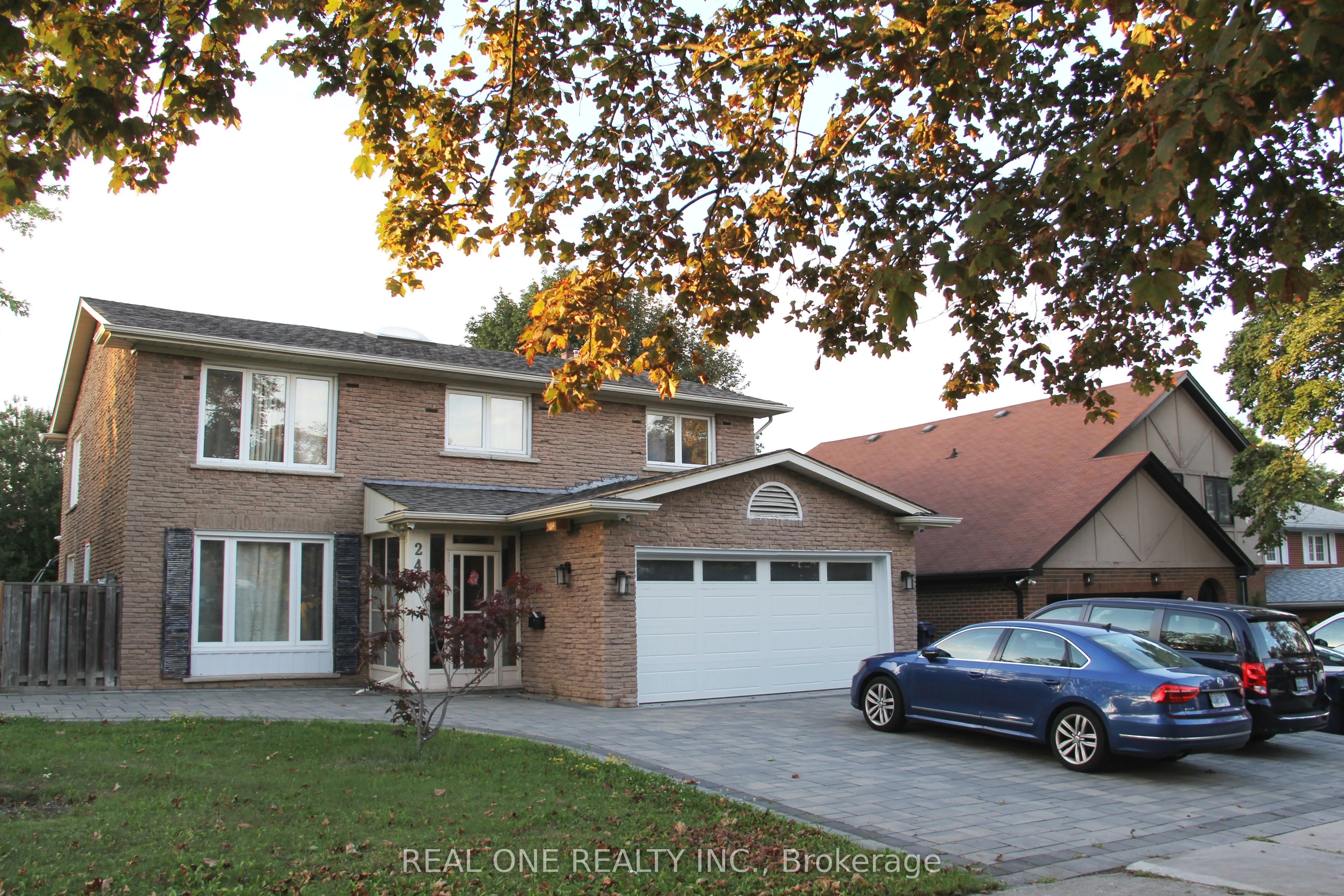 Detached Home For Lease | C13726502