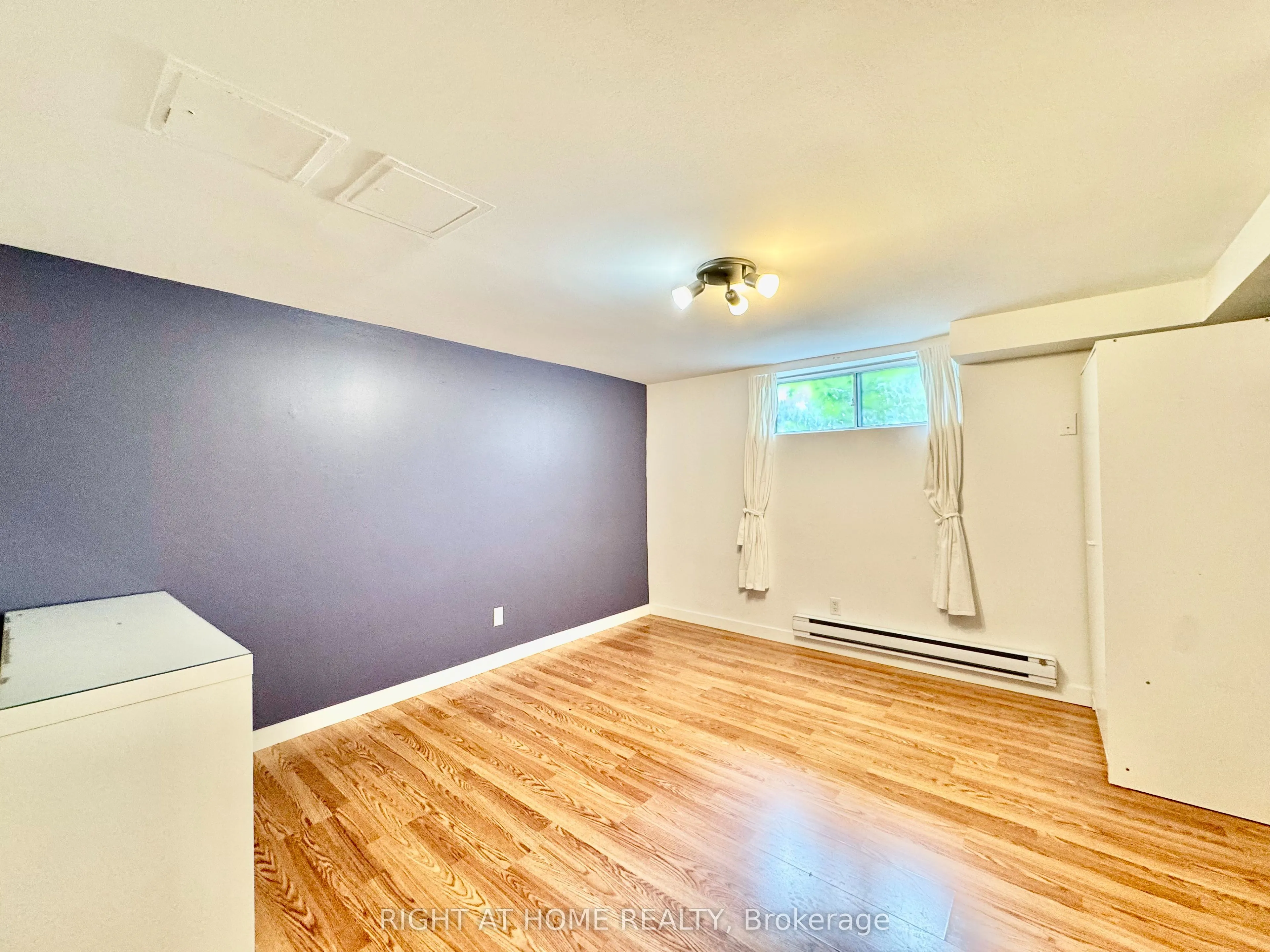 Detached Home For Lease | C13727018