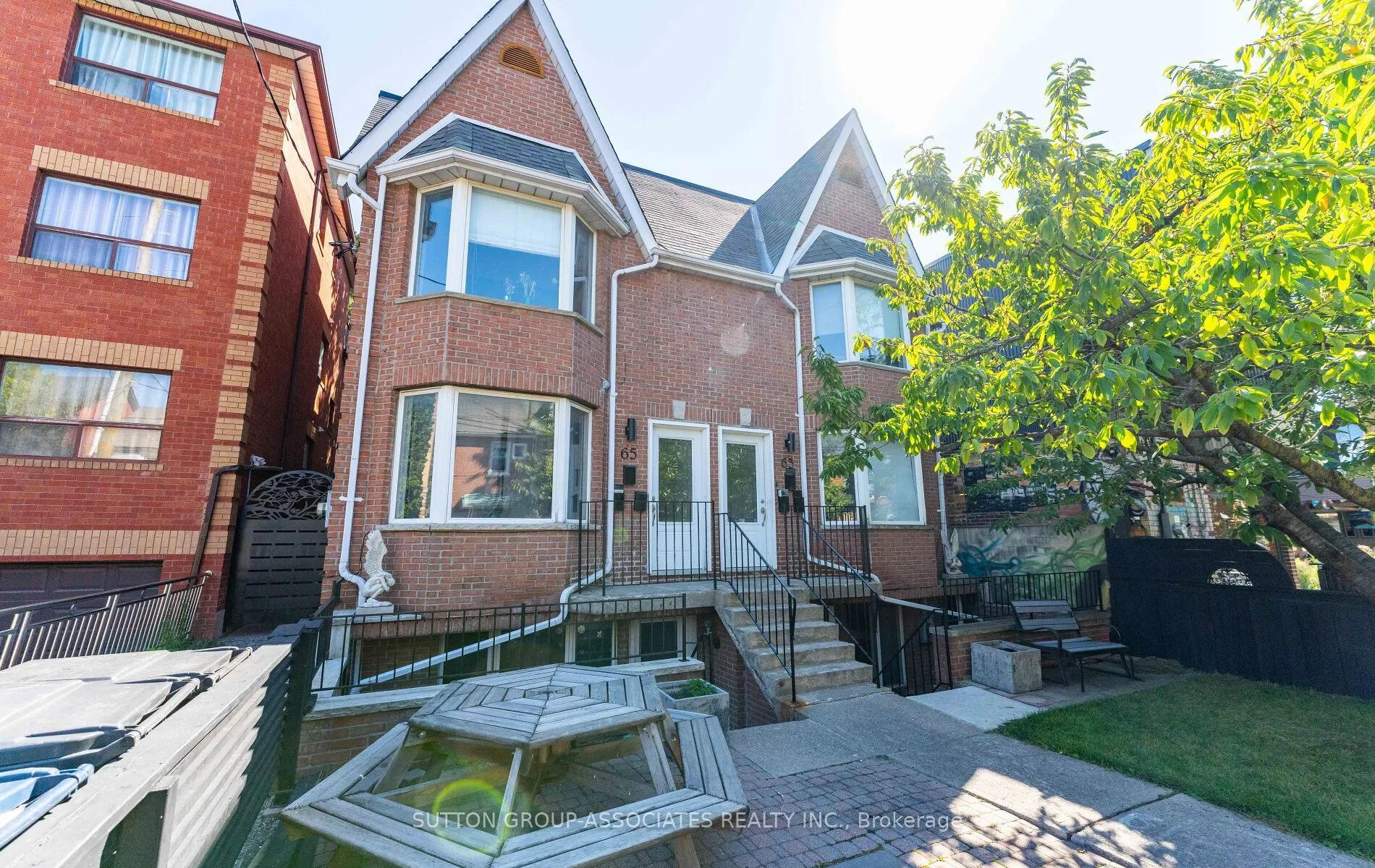 Semi-Detached Home For Lease | C13727118