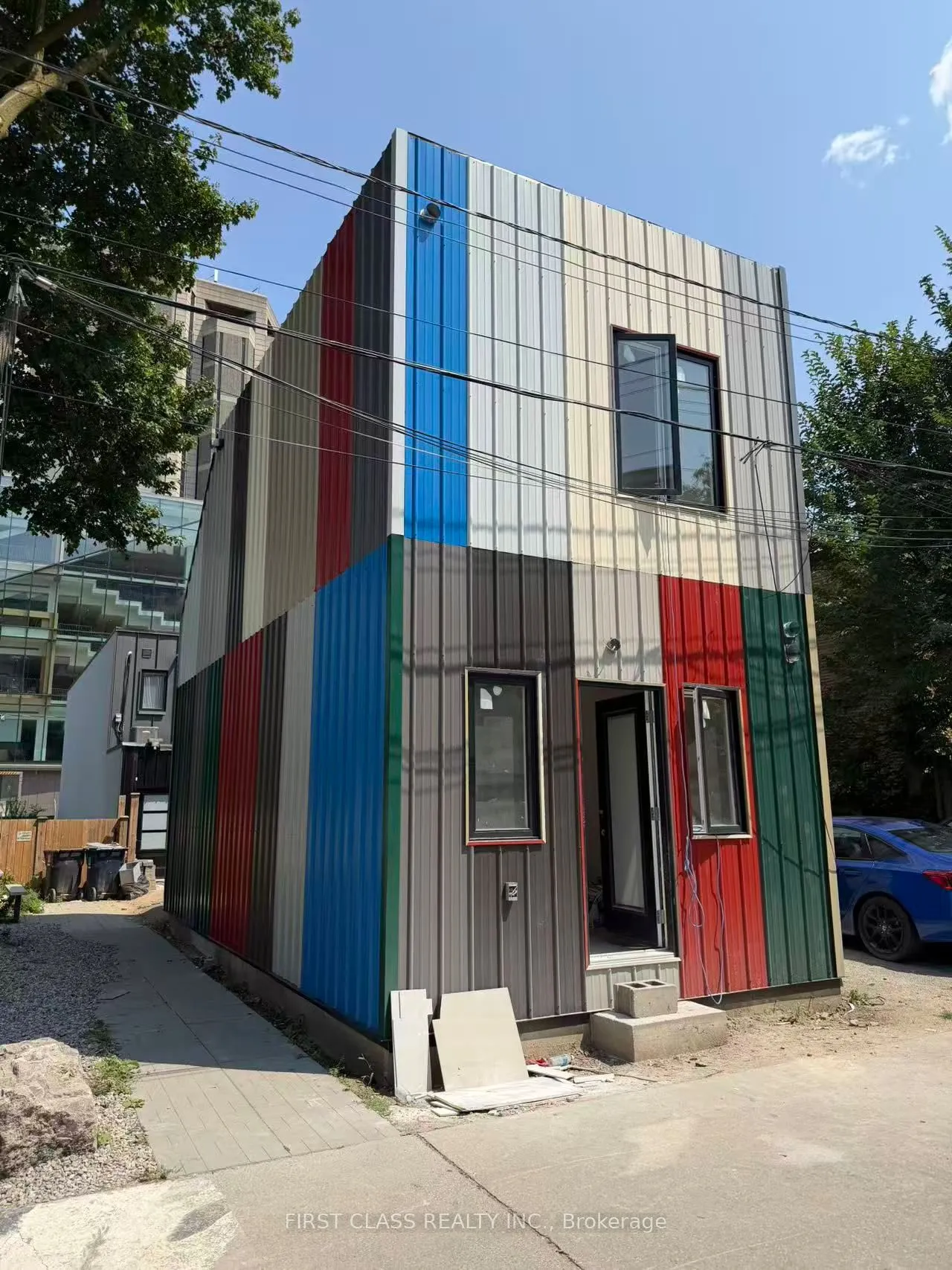 Detached Home For Lease | C13727248