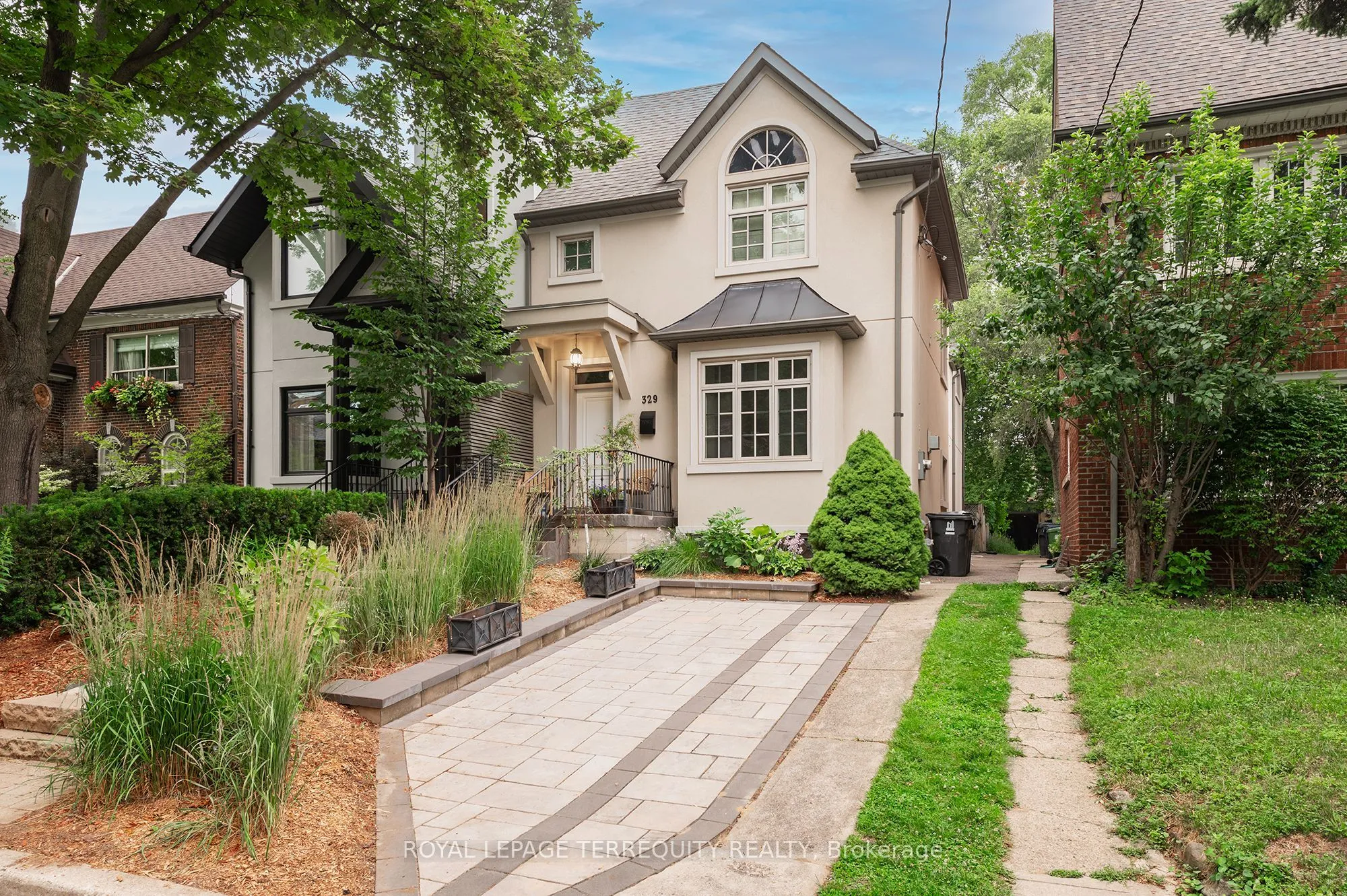 Semi-Detached Home For Sale | C13727666