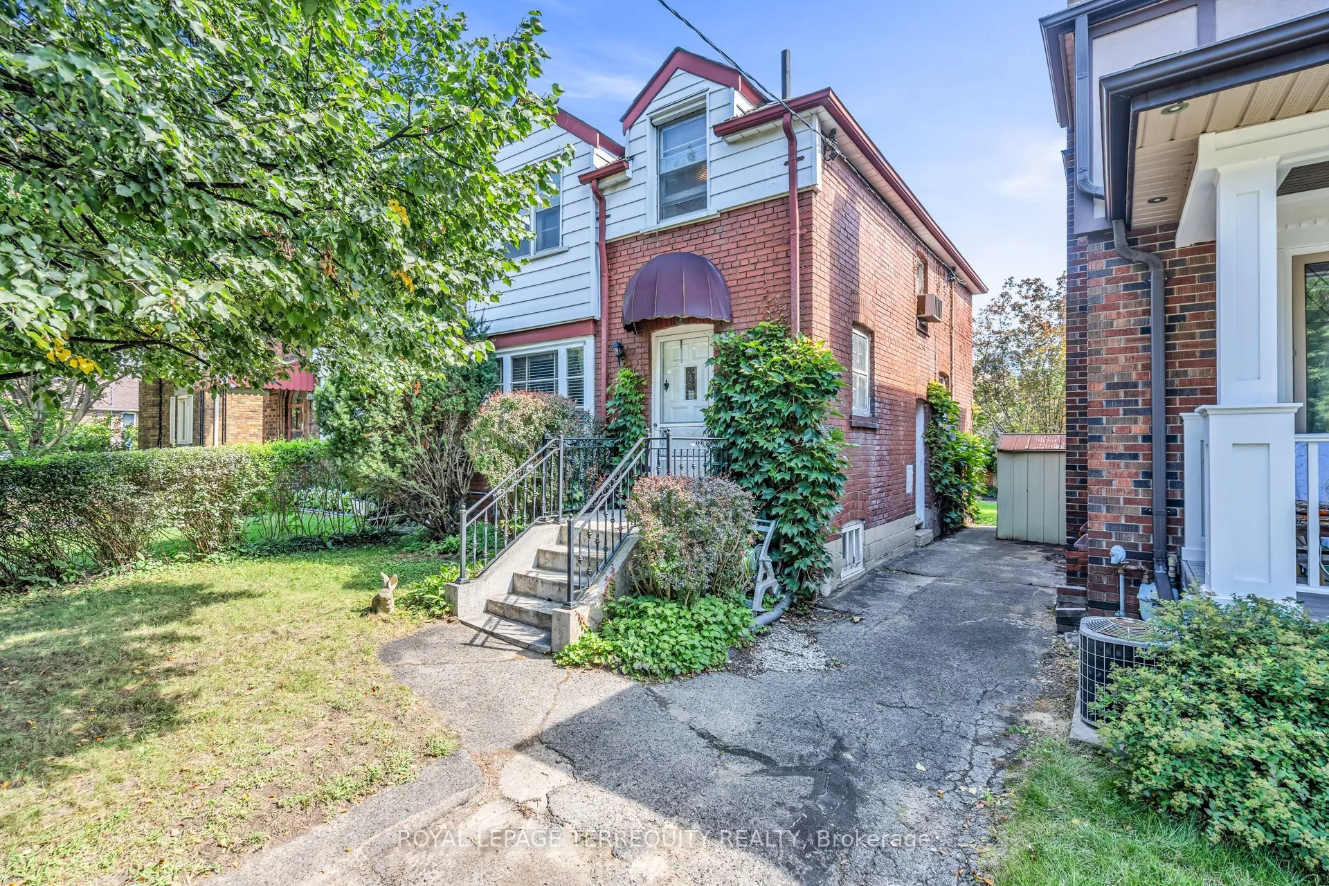 Detached Home For Sale | C13728200