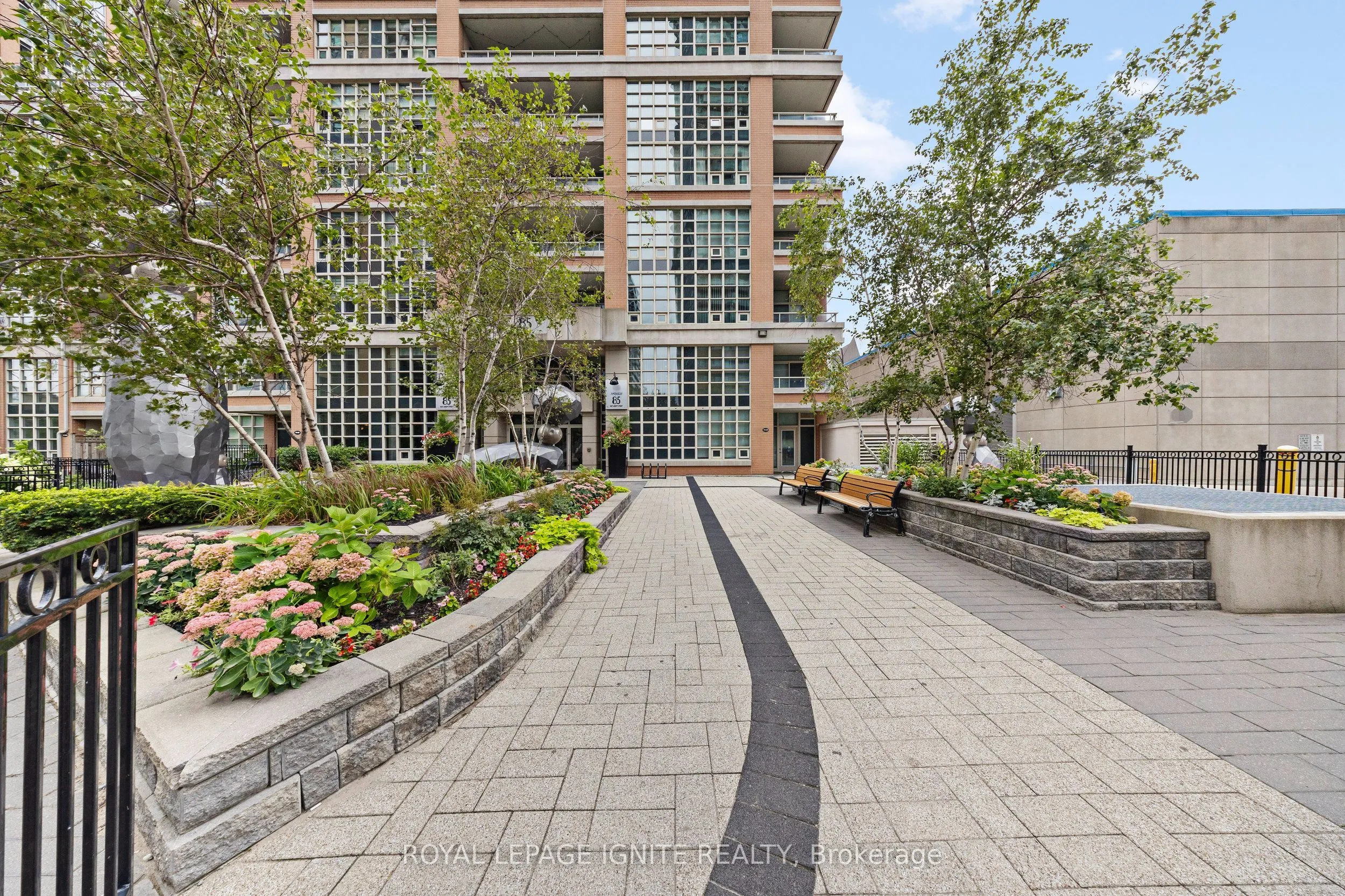 Property For Lease | C13729018