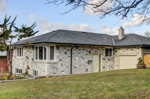 Detached Home For Lease | C13729218