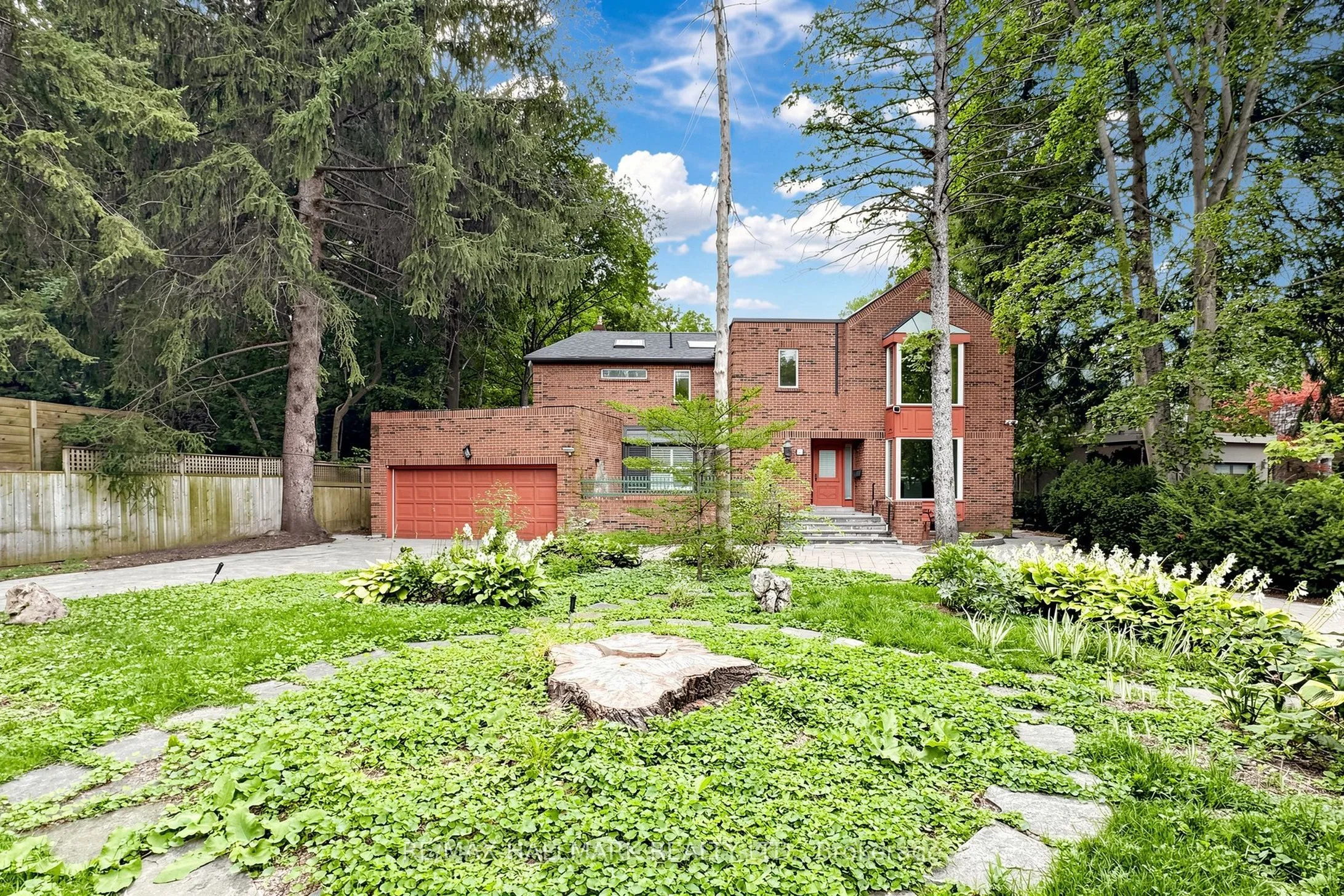 Detached Home For Sale | C13729252