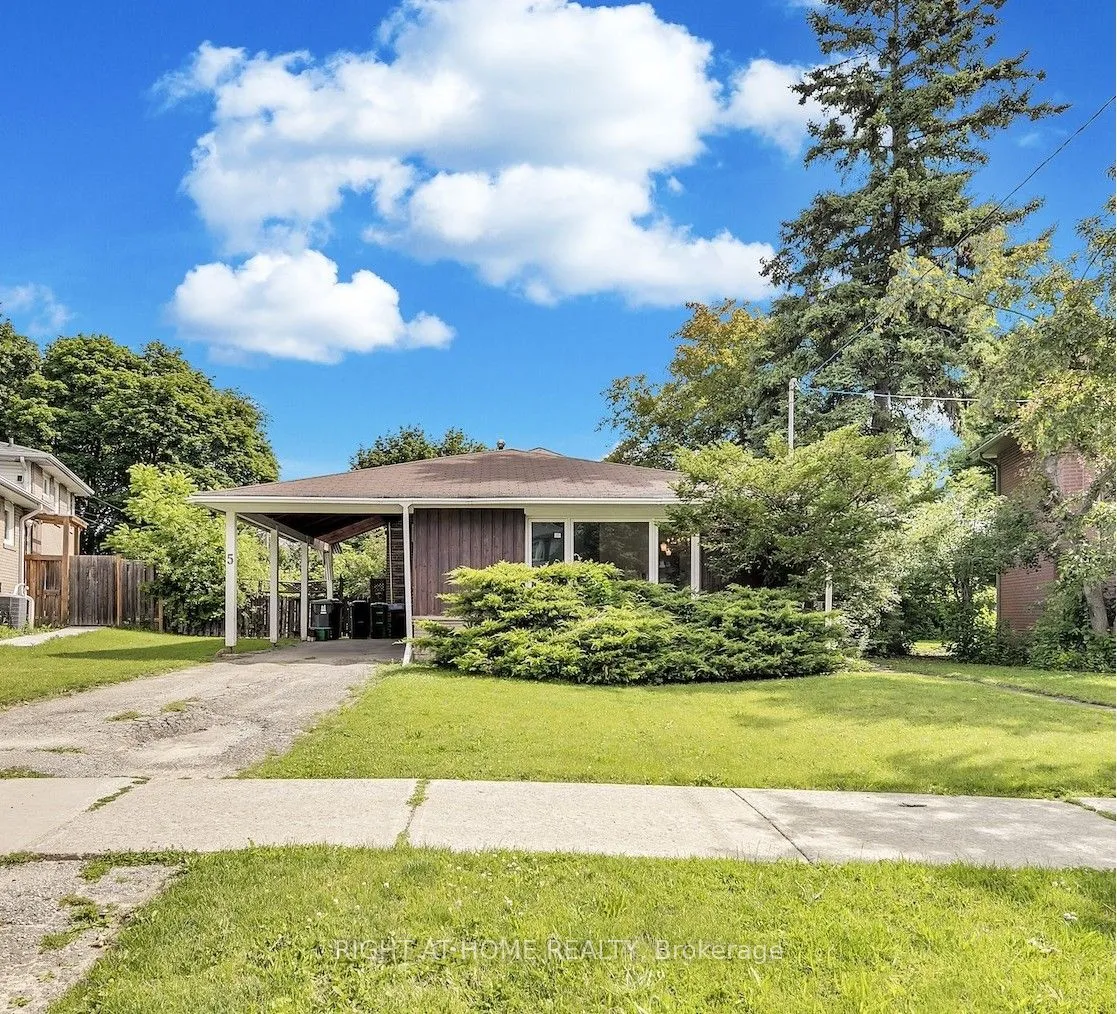Detached Home For Sale | C13729902
