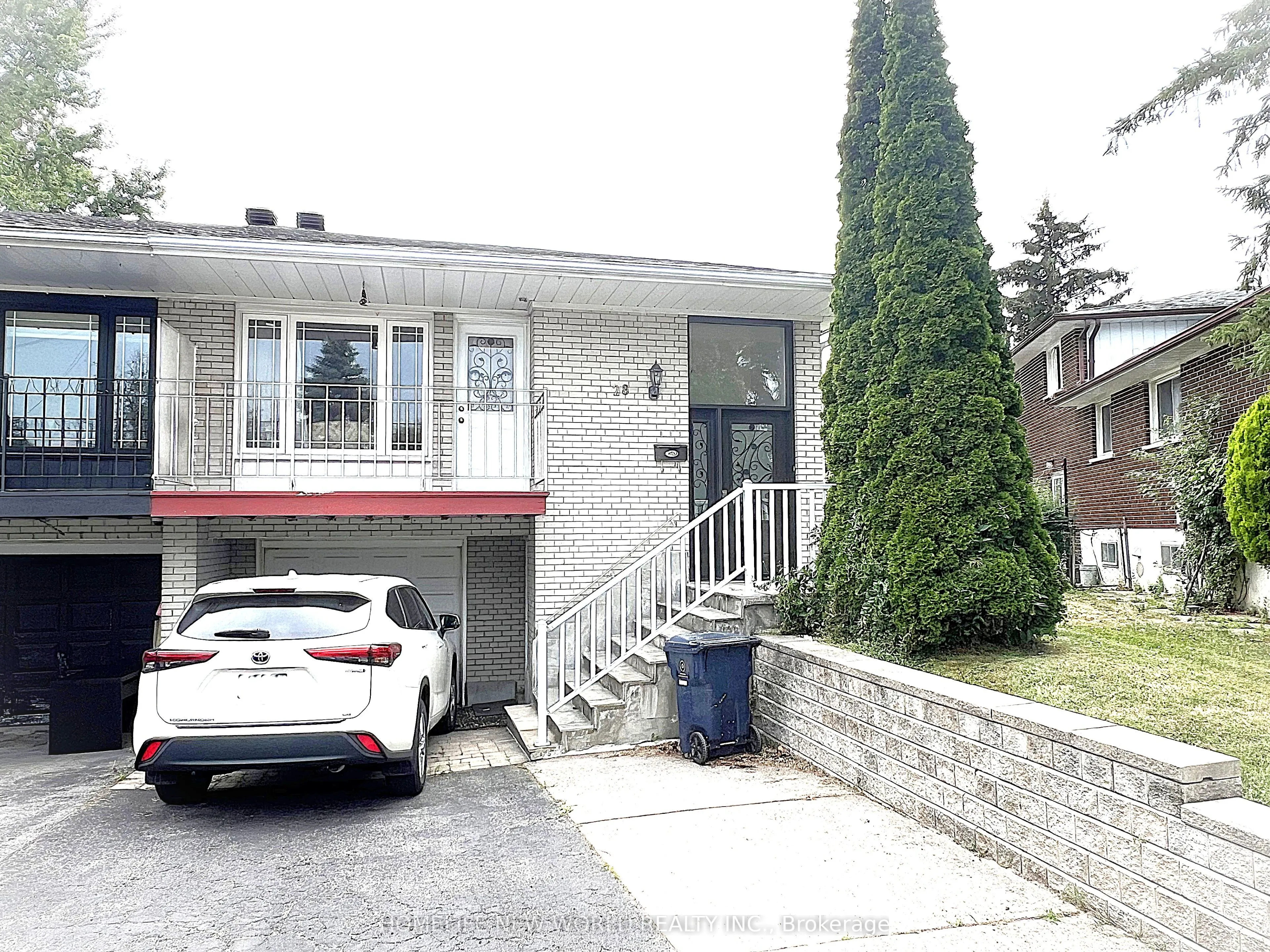 Semi-Detached Home For Sale | C13729932