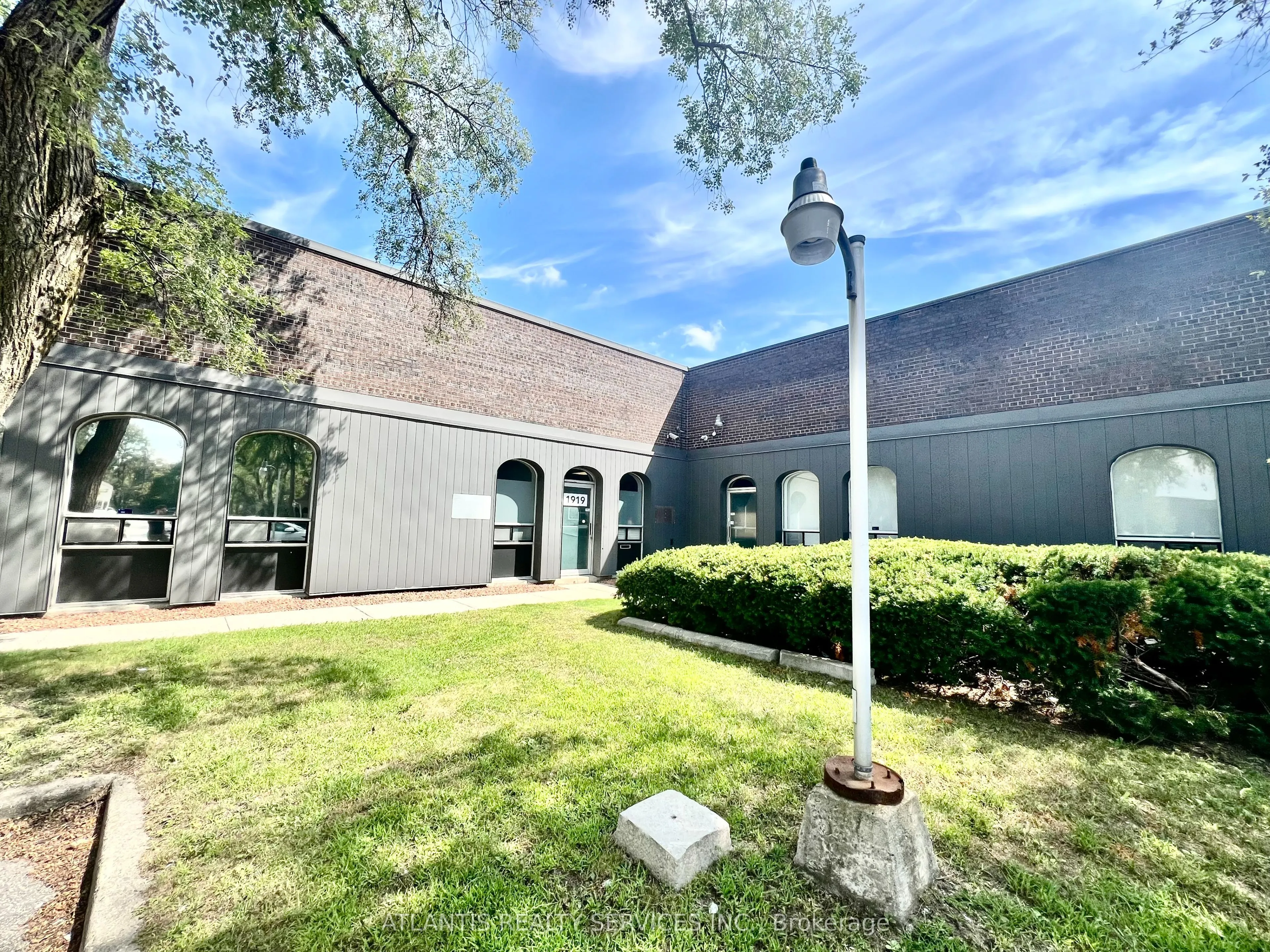 Industrial Property For Lease | C13730398
