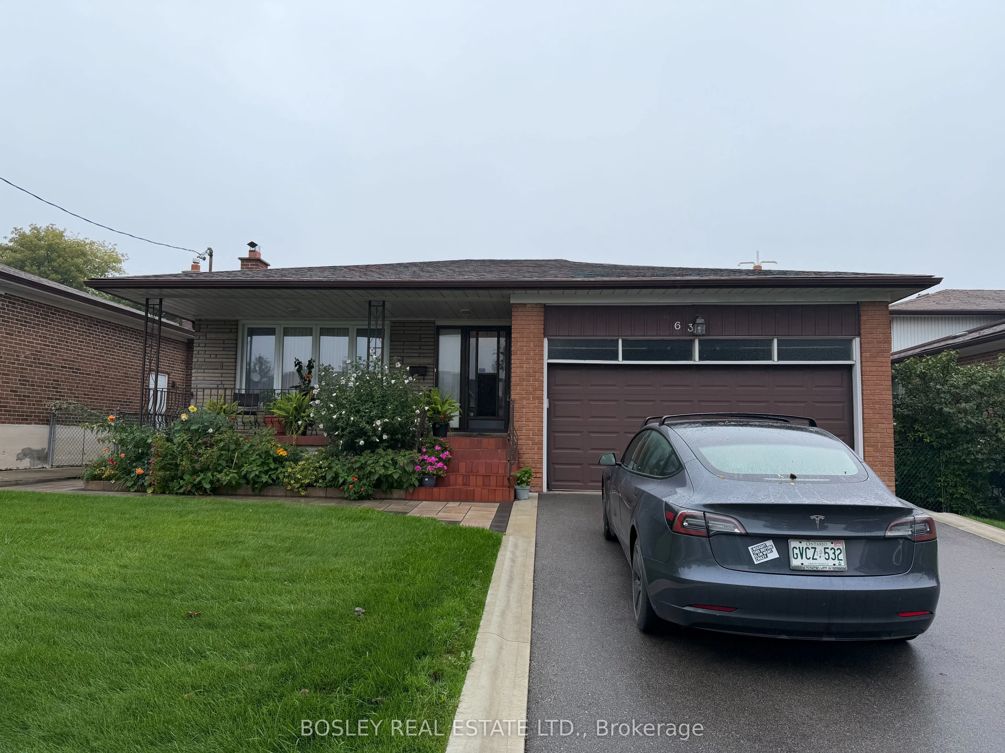 Detached Home For Lease | C13731310