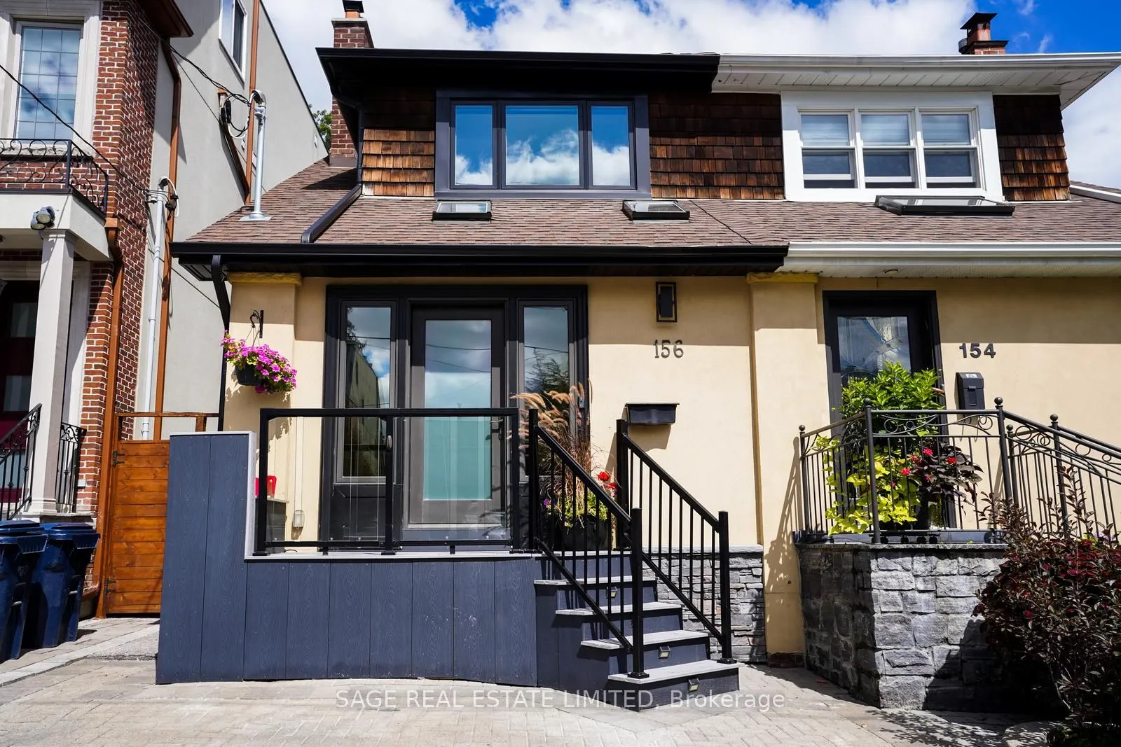 Semi-Detached Home For Sale | C13731606