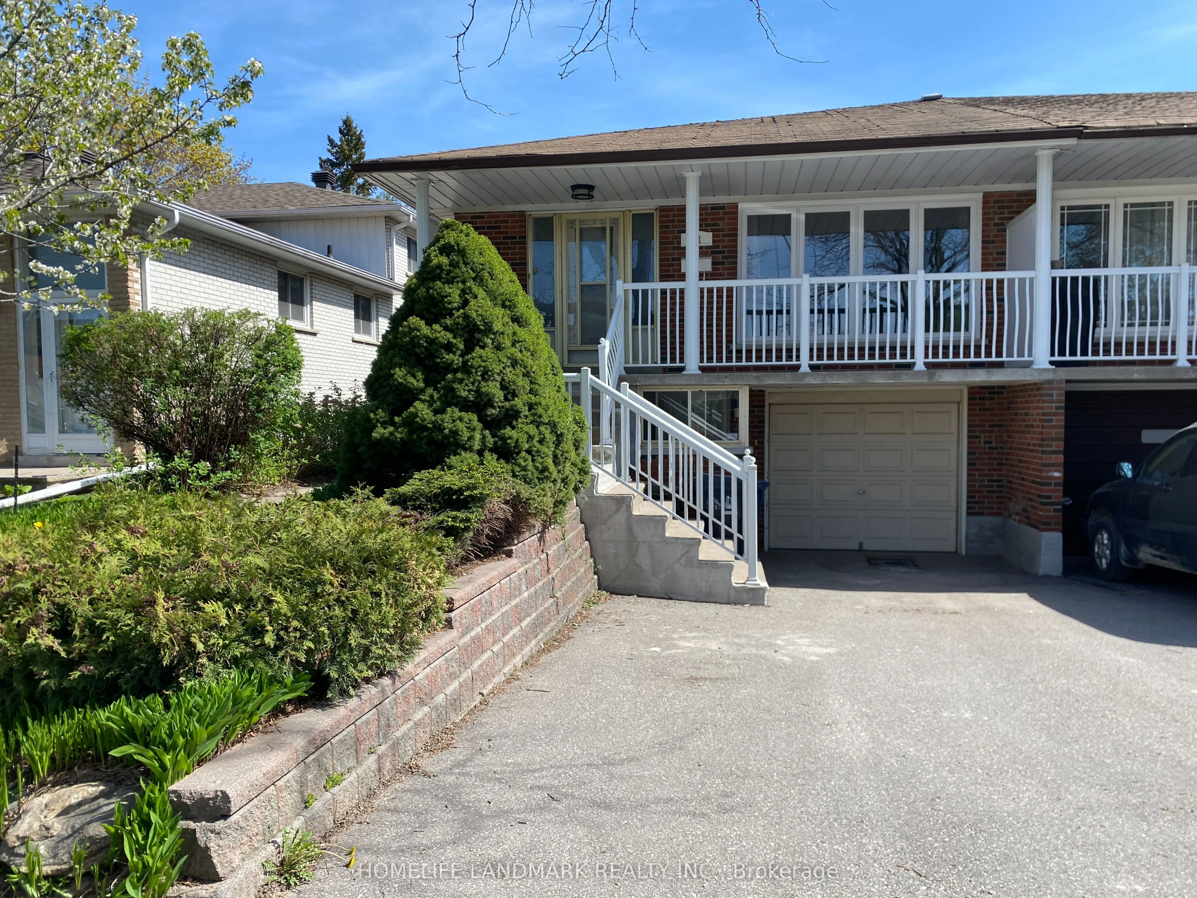 Semi-Detached Home For Lease | C13733242