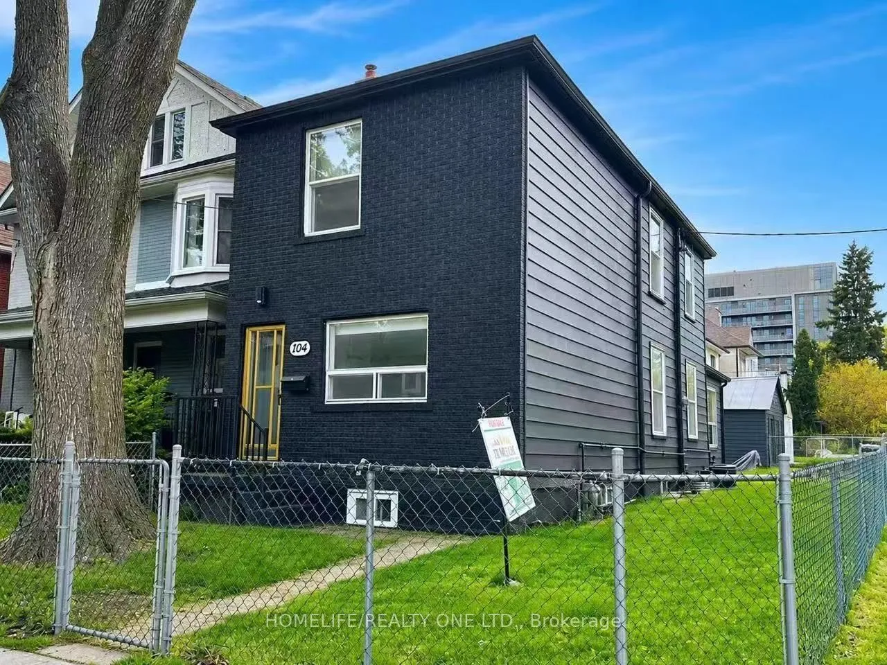 Detached Home For Sale | C13733418