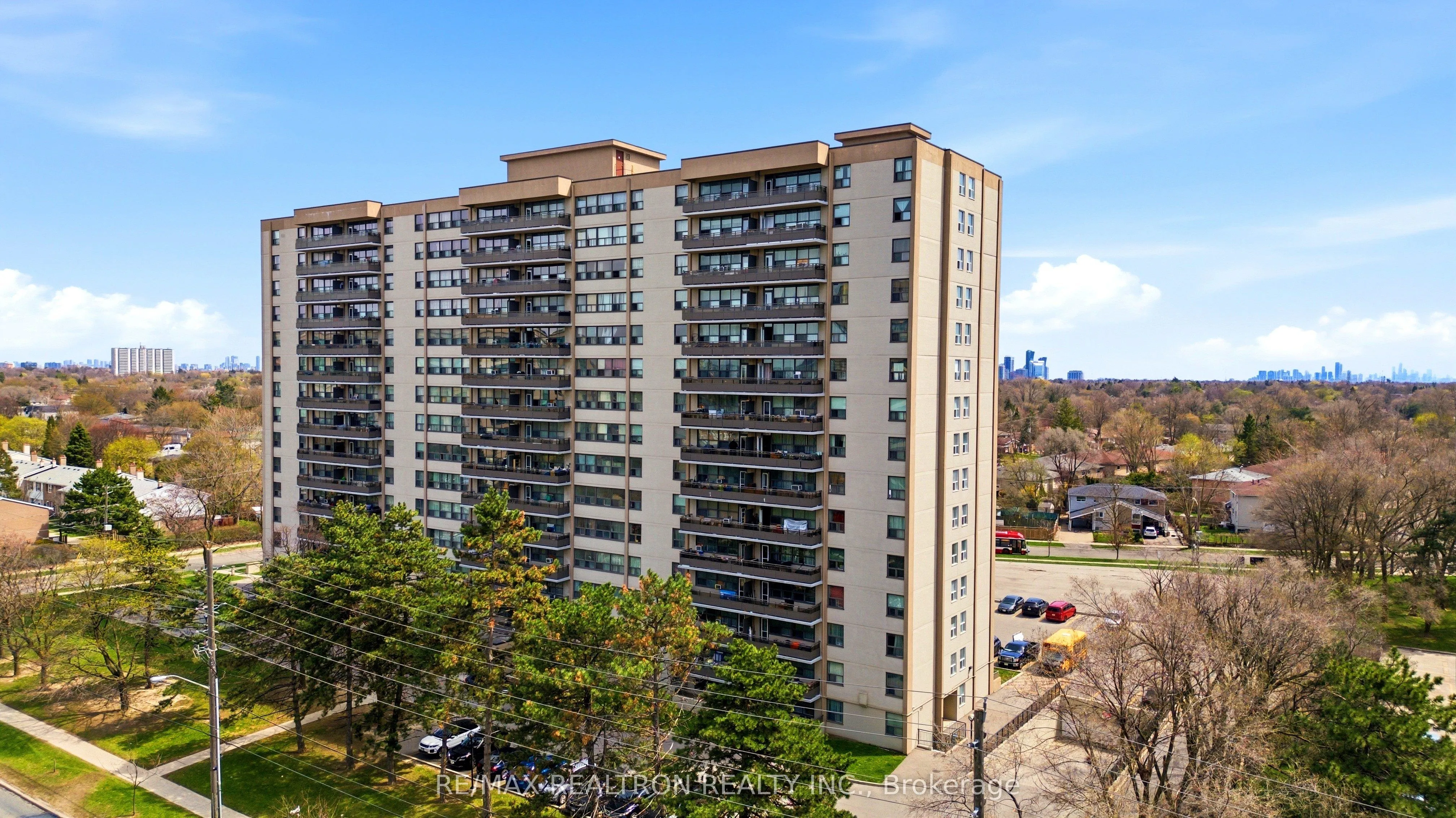 Multiplex For Lease | C13734130