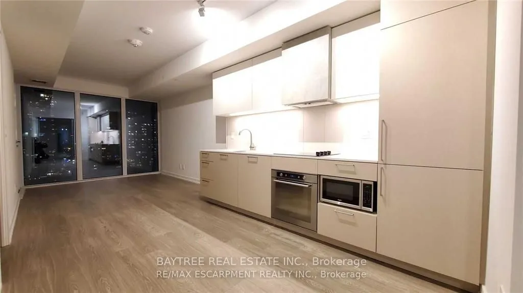 Property For Lease | C13734246