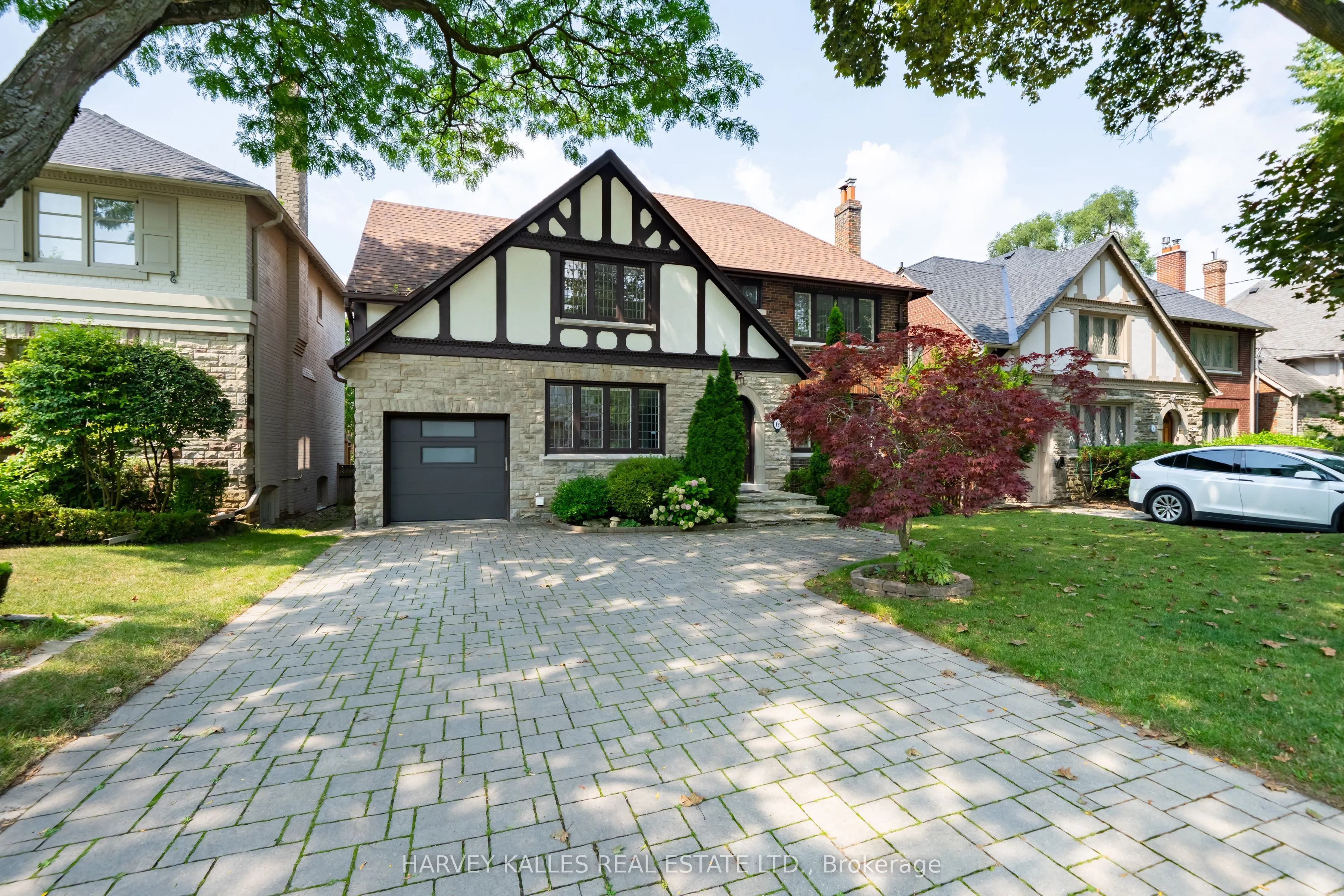 Detached Home For Sale | C13734368