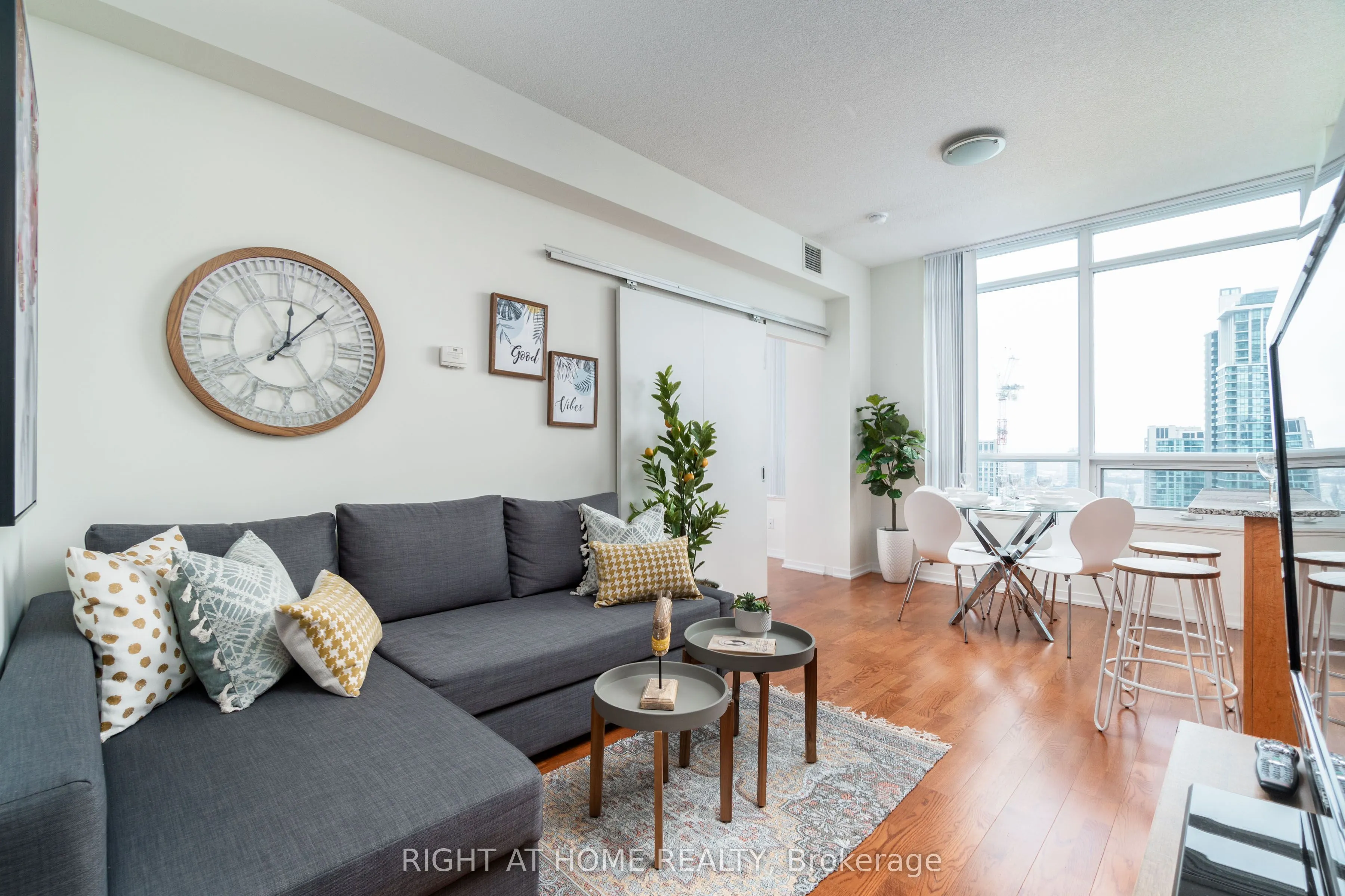 Property For Sale | C13734940