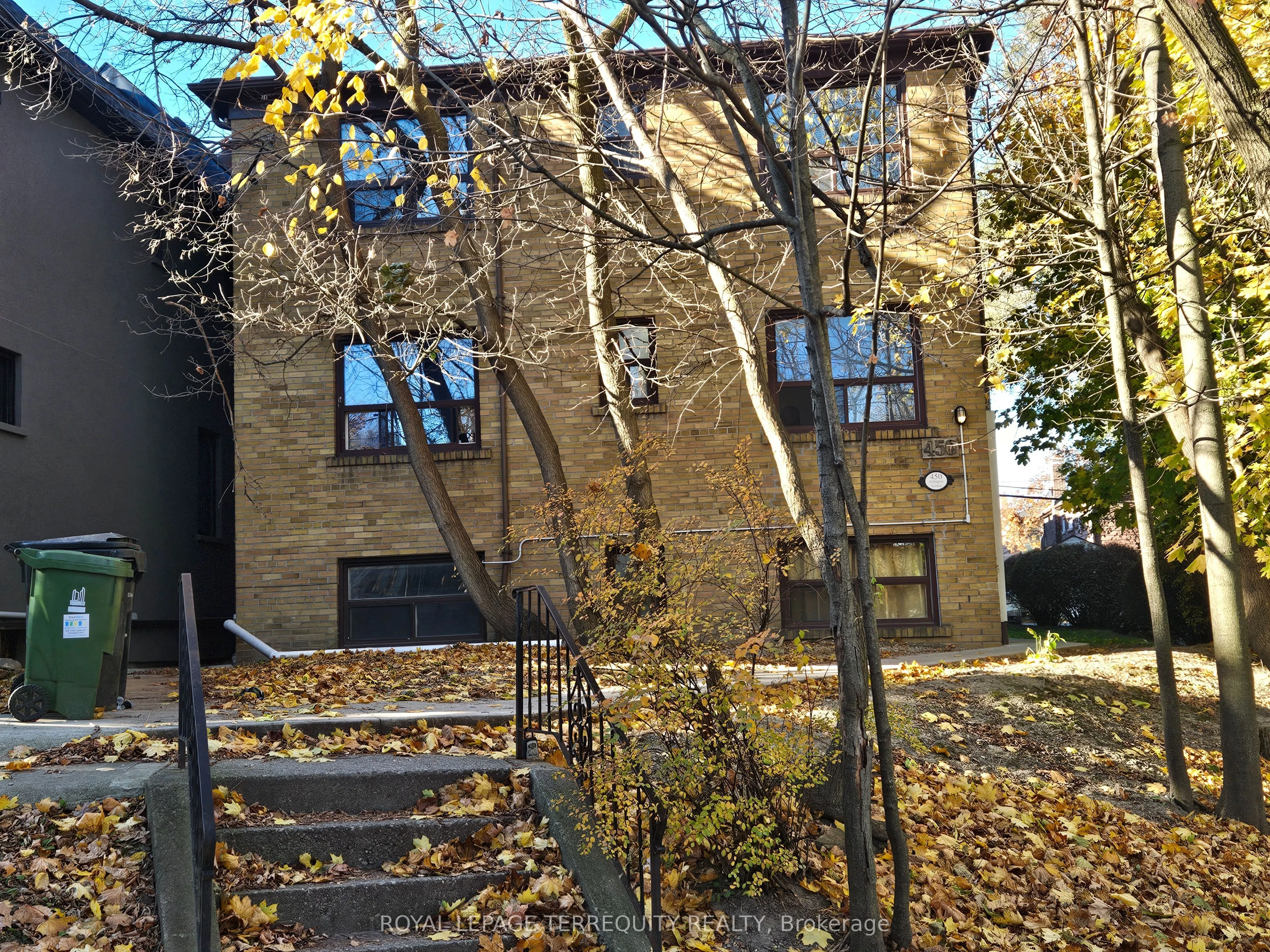 Multiplex For Lease | C13737016